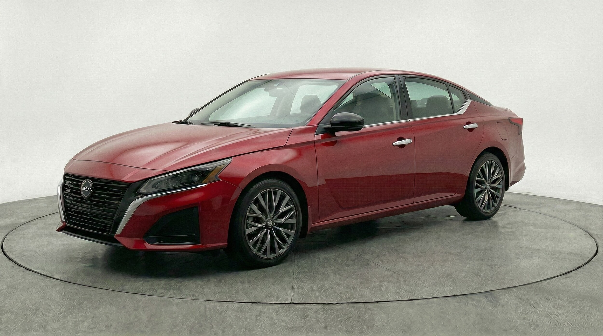 Thumbnail: 2025 Nissan Altima - 3