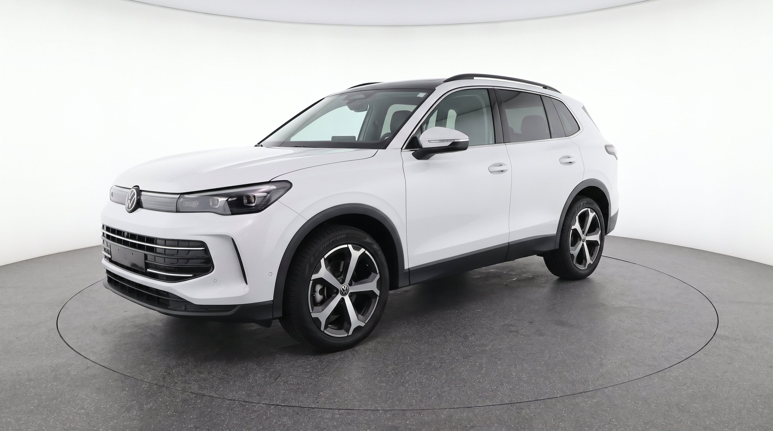 Thumbnail: 2026 Volkswagen Tiguan - 3