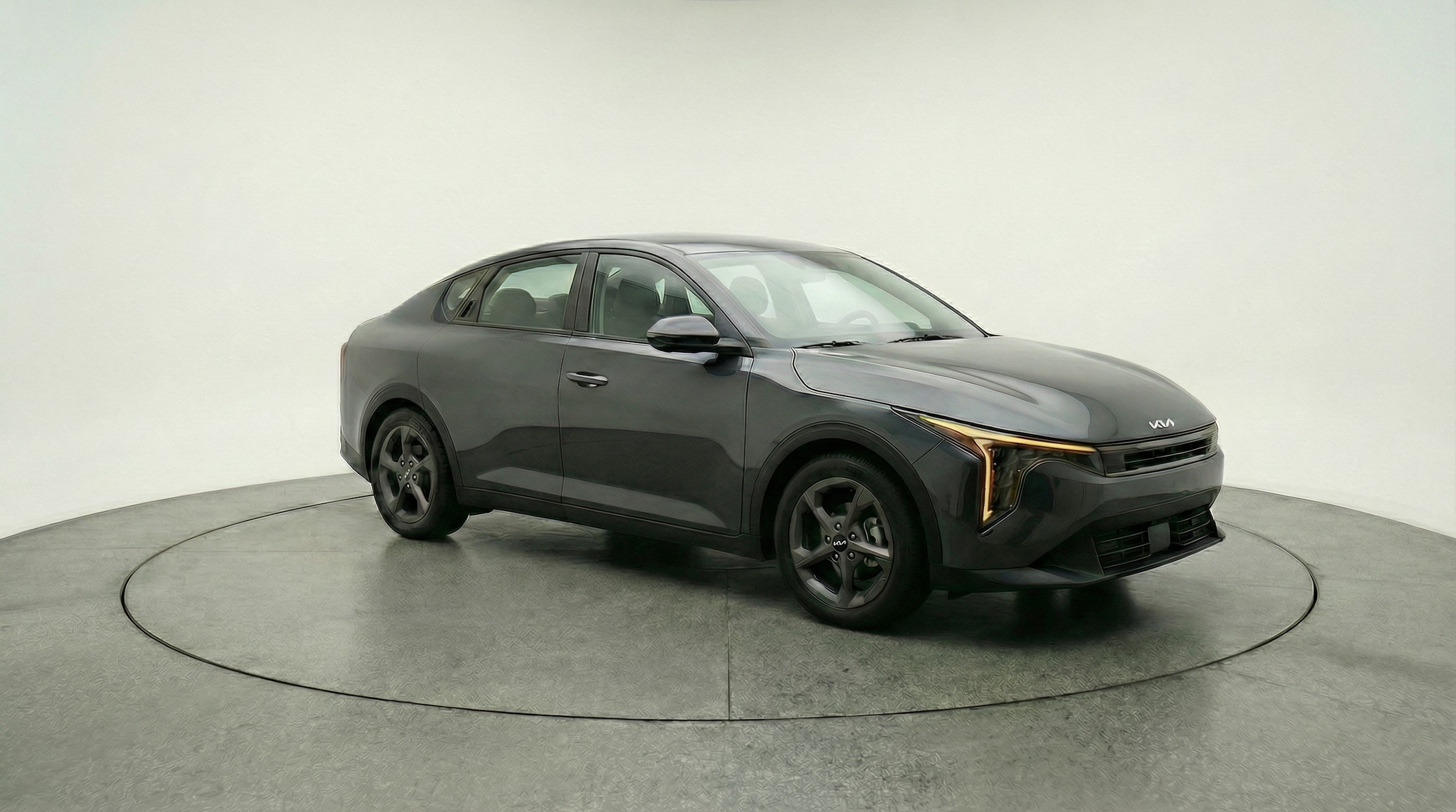 Thumbnail: 2025 Kia K4 - 1