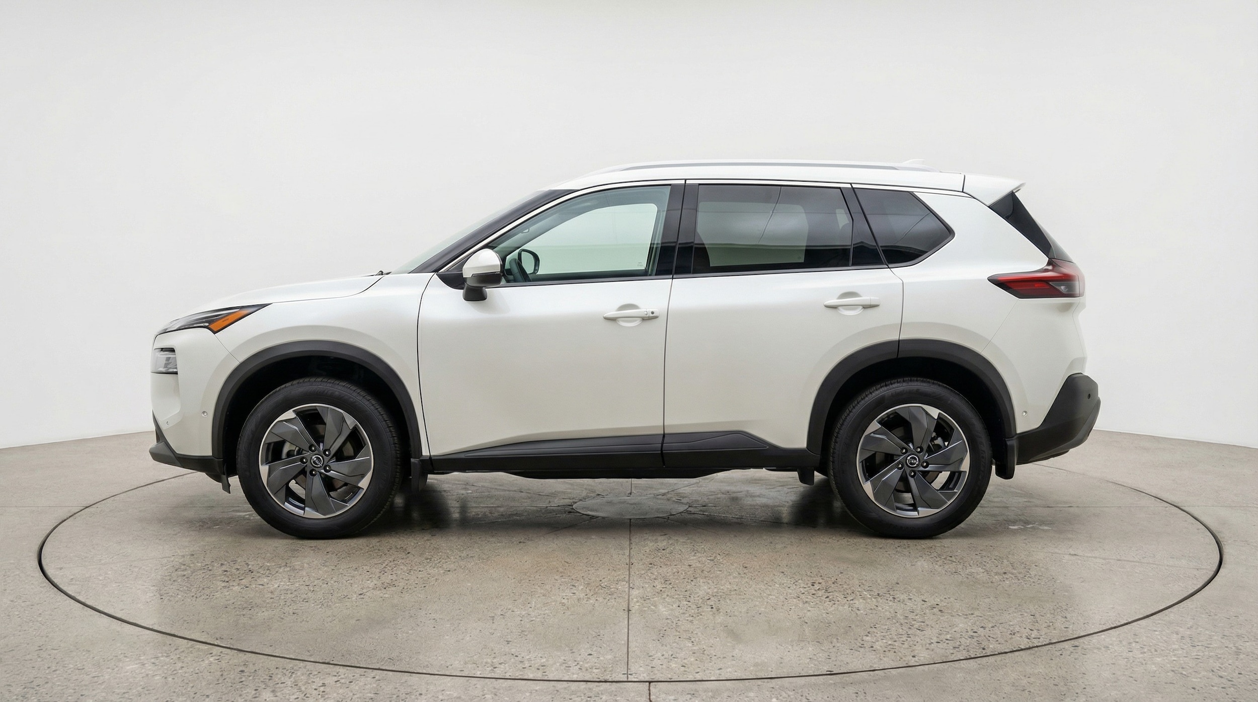 Thumbnail: 2025 Nissan Rogue - 4