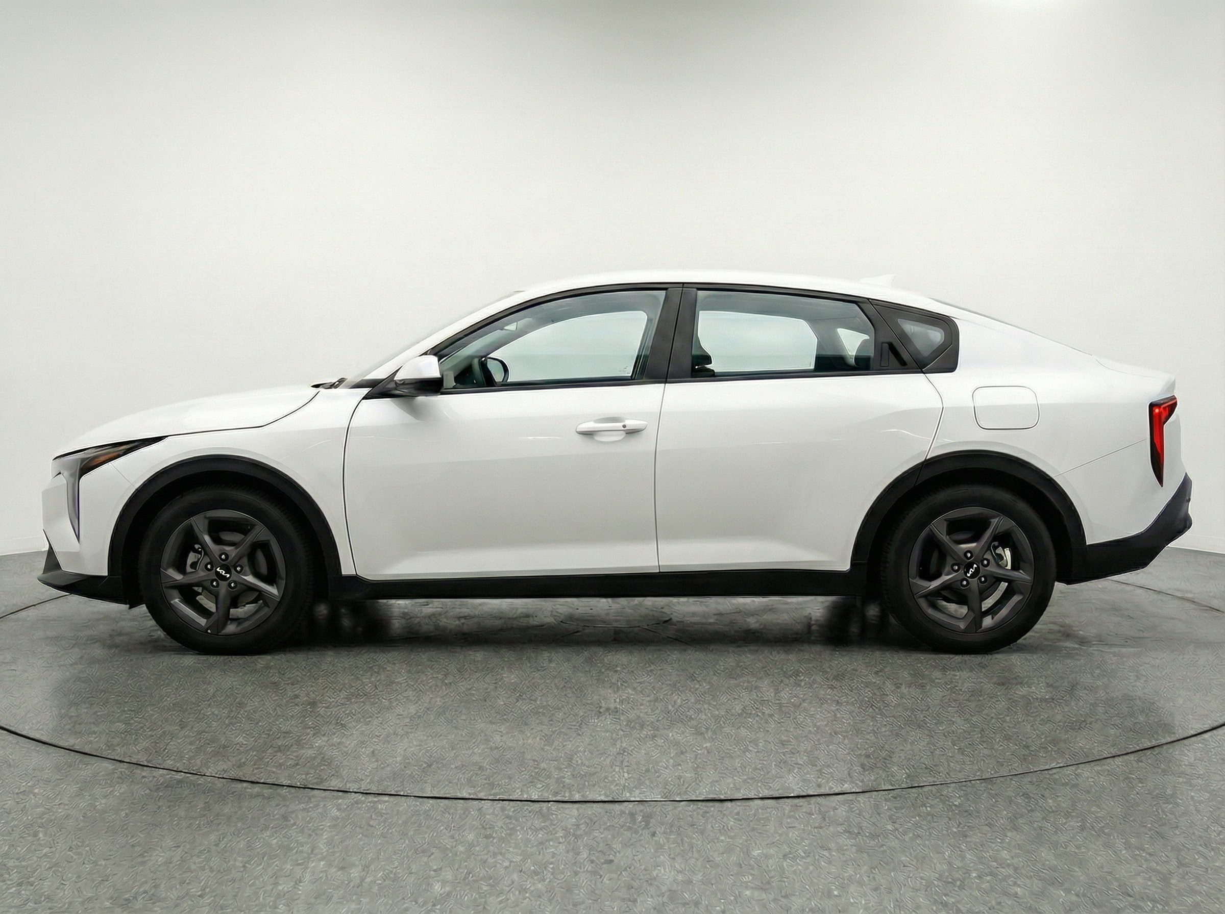 Thumbnail: 2025 Kia K4 - 4