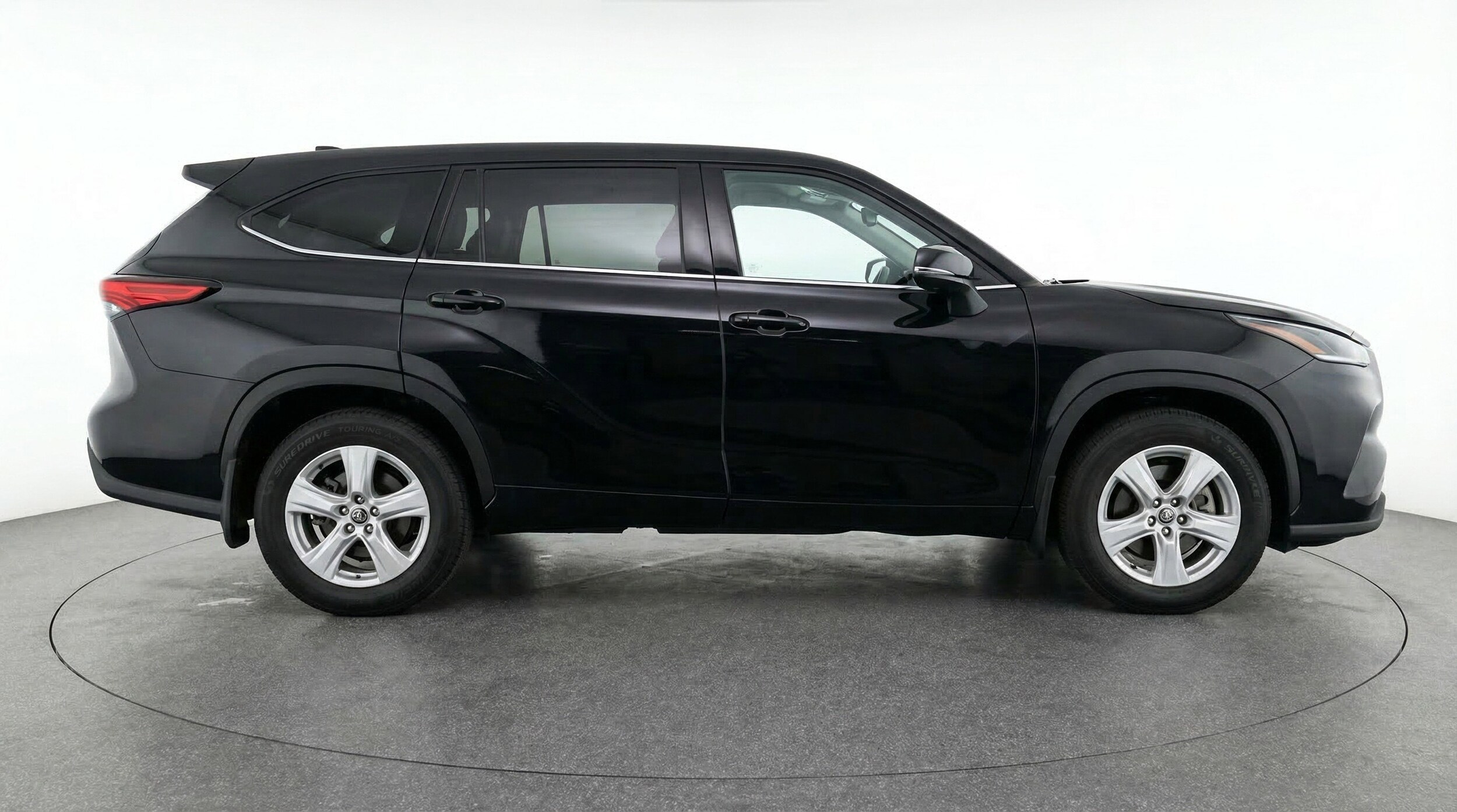 Thumbnail: 2025 Toyota Highlander - 11