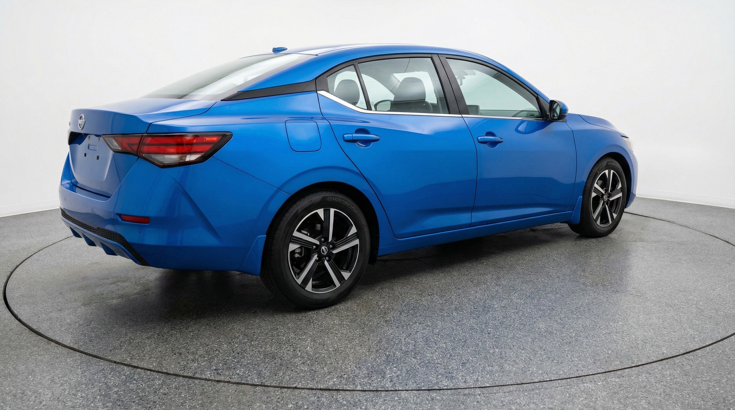 Thumbnail: 2025 Nissan Sentra - 9