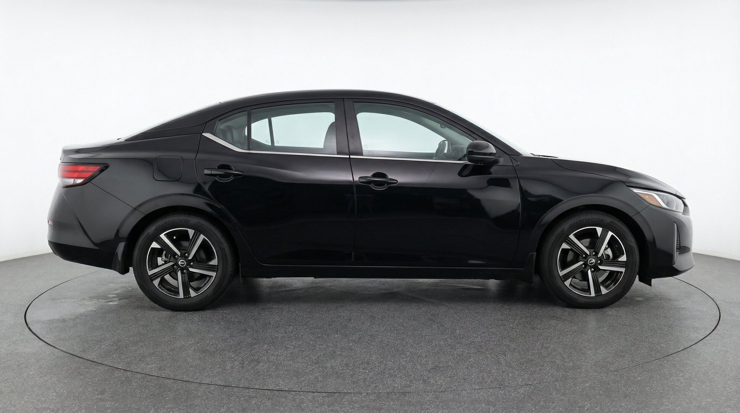 Thumbnail: 2025 Nissan Sentra - 11