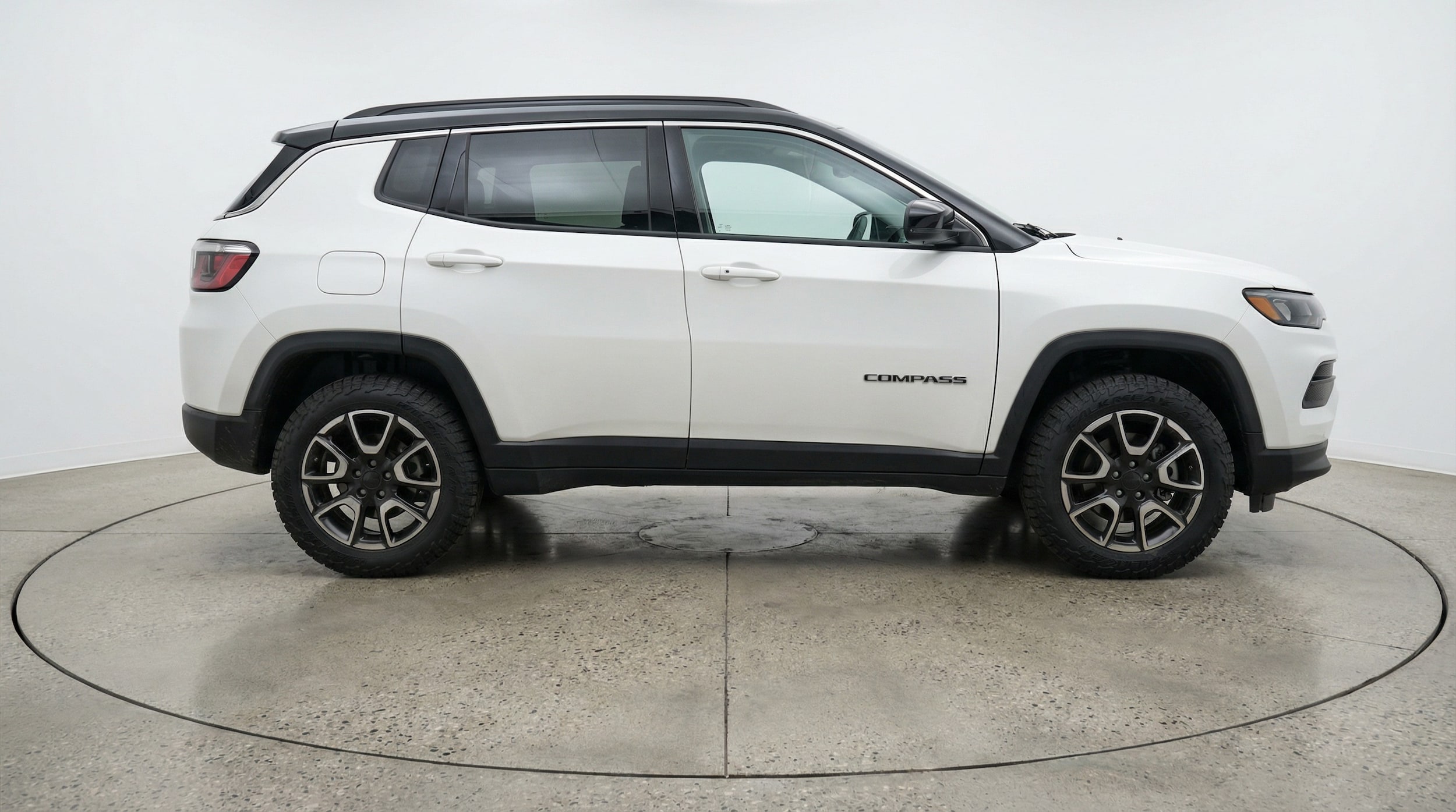 Thumbnail: 2025 Jeep Compass - 8