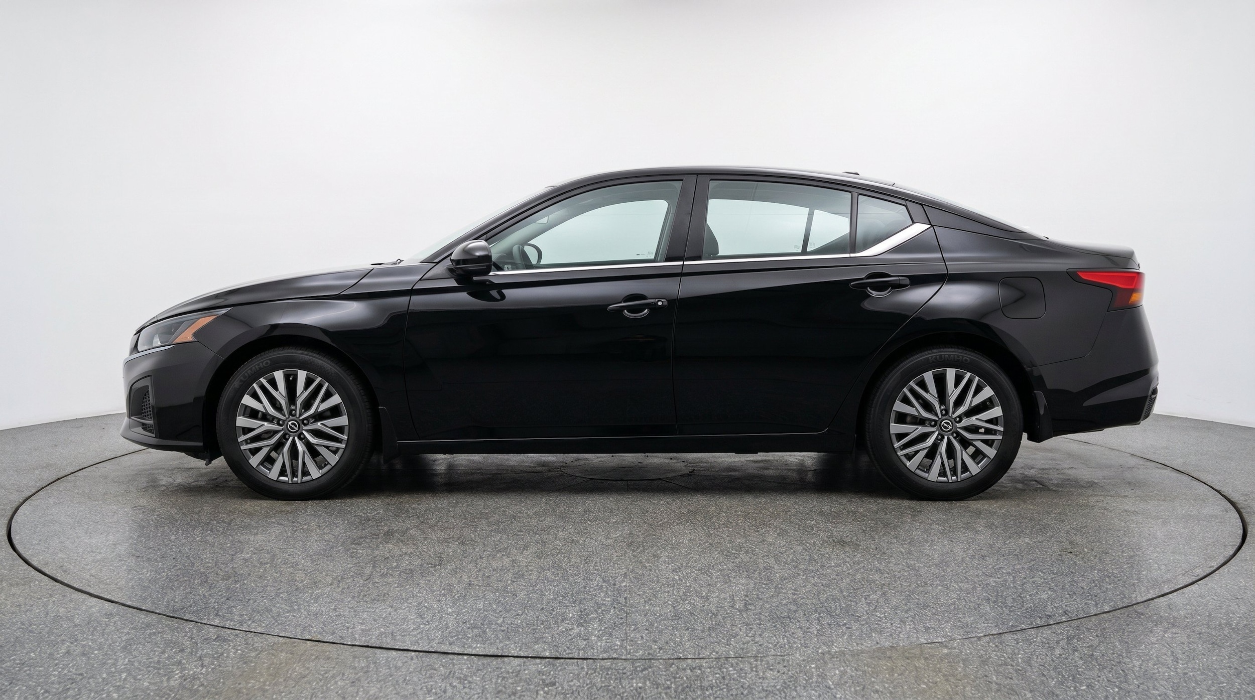 Thumbnail: 2026 Nissan Altima - 5