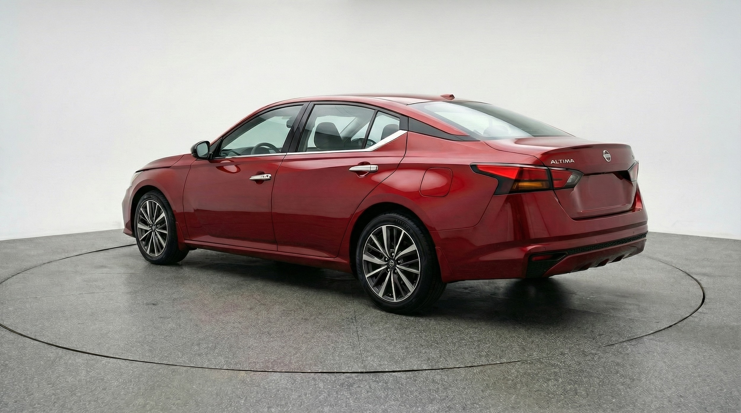 Thumbnail: 2025 Nissan Altima - 5