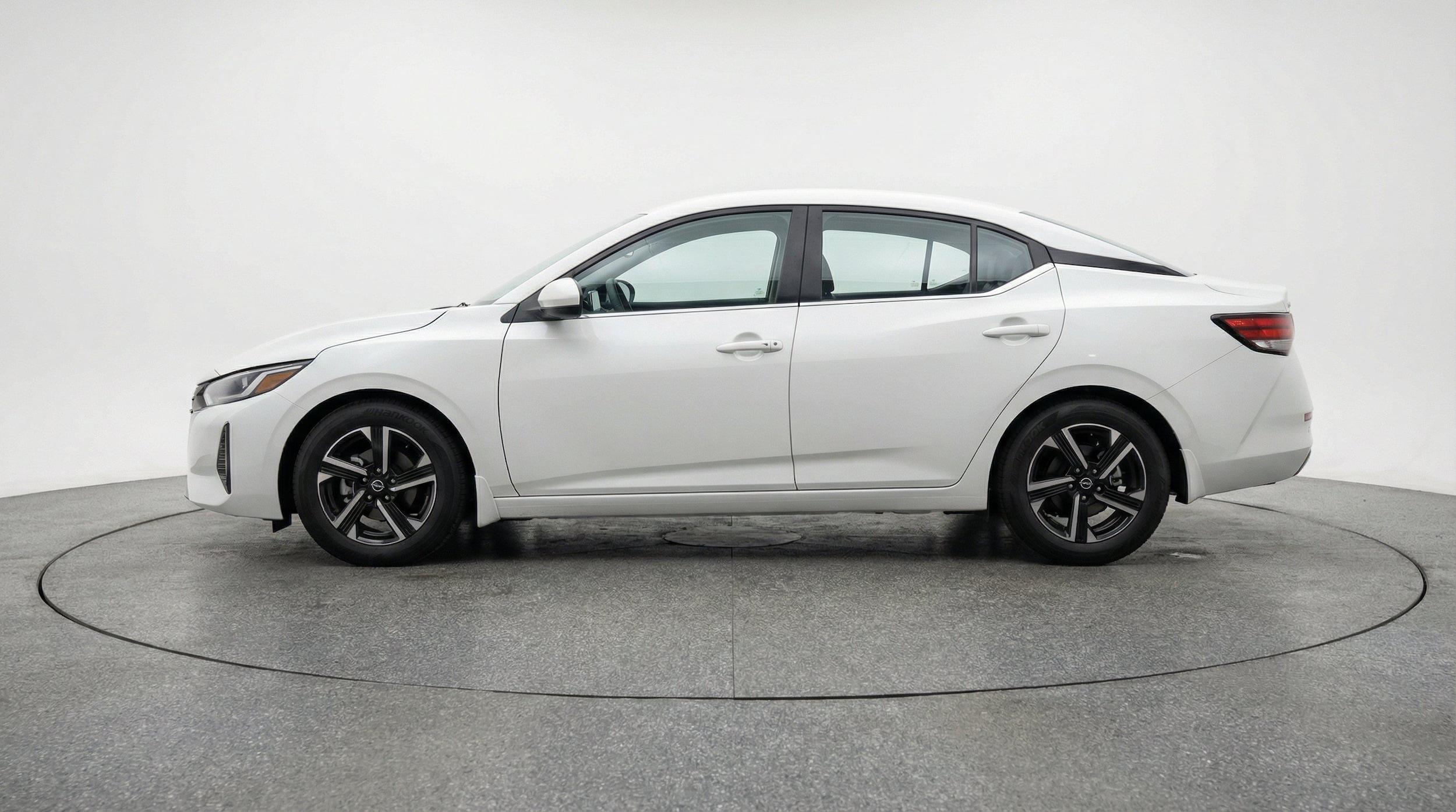Thumbnail: 2025 Nissan Sentra - 5