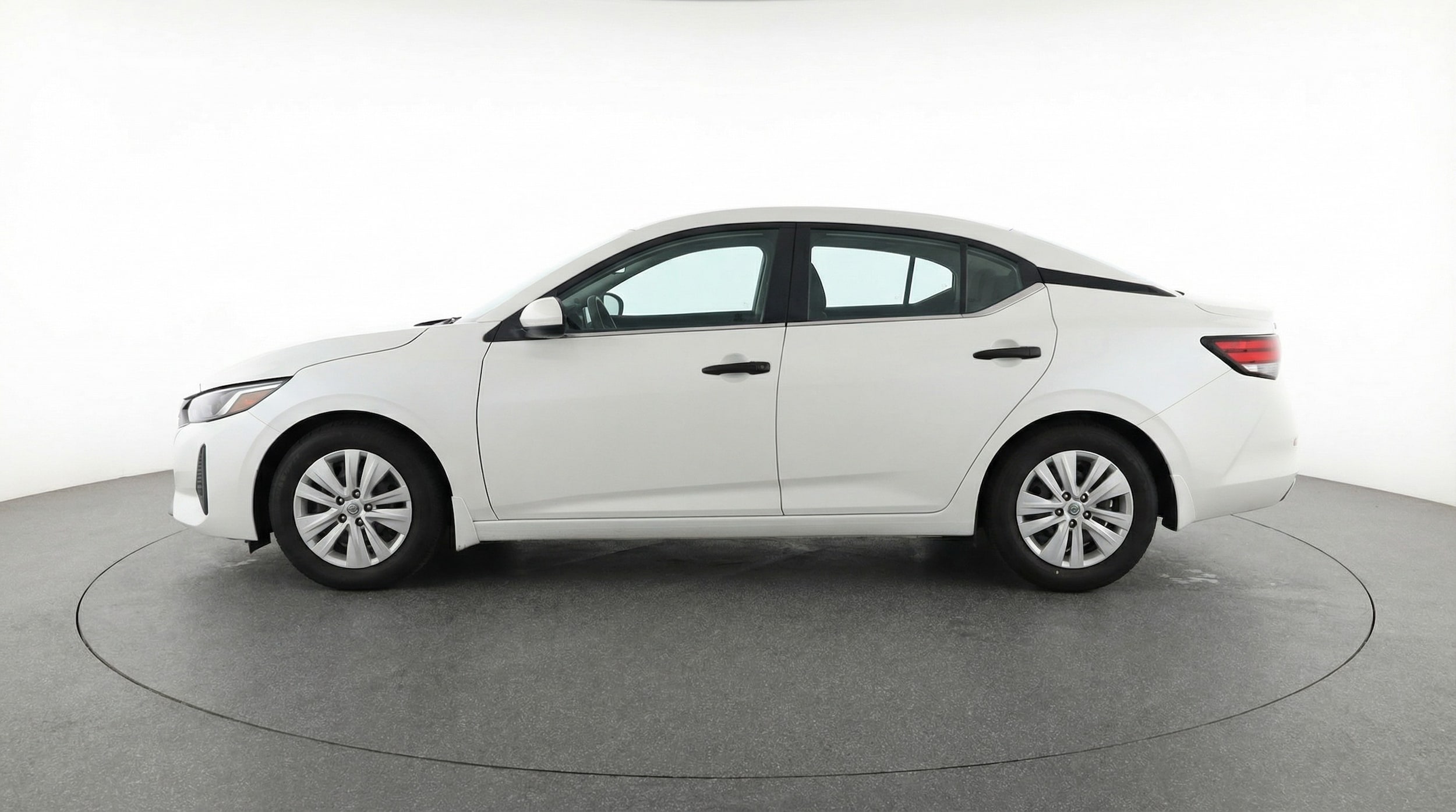 Thumbnail: 2025 Nissan Sentra - 4