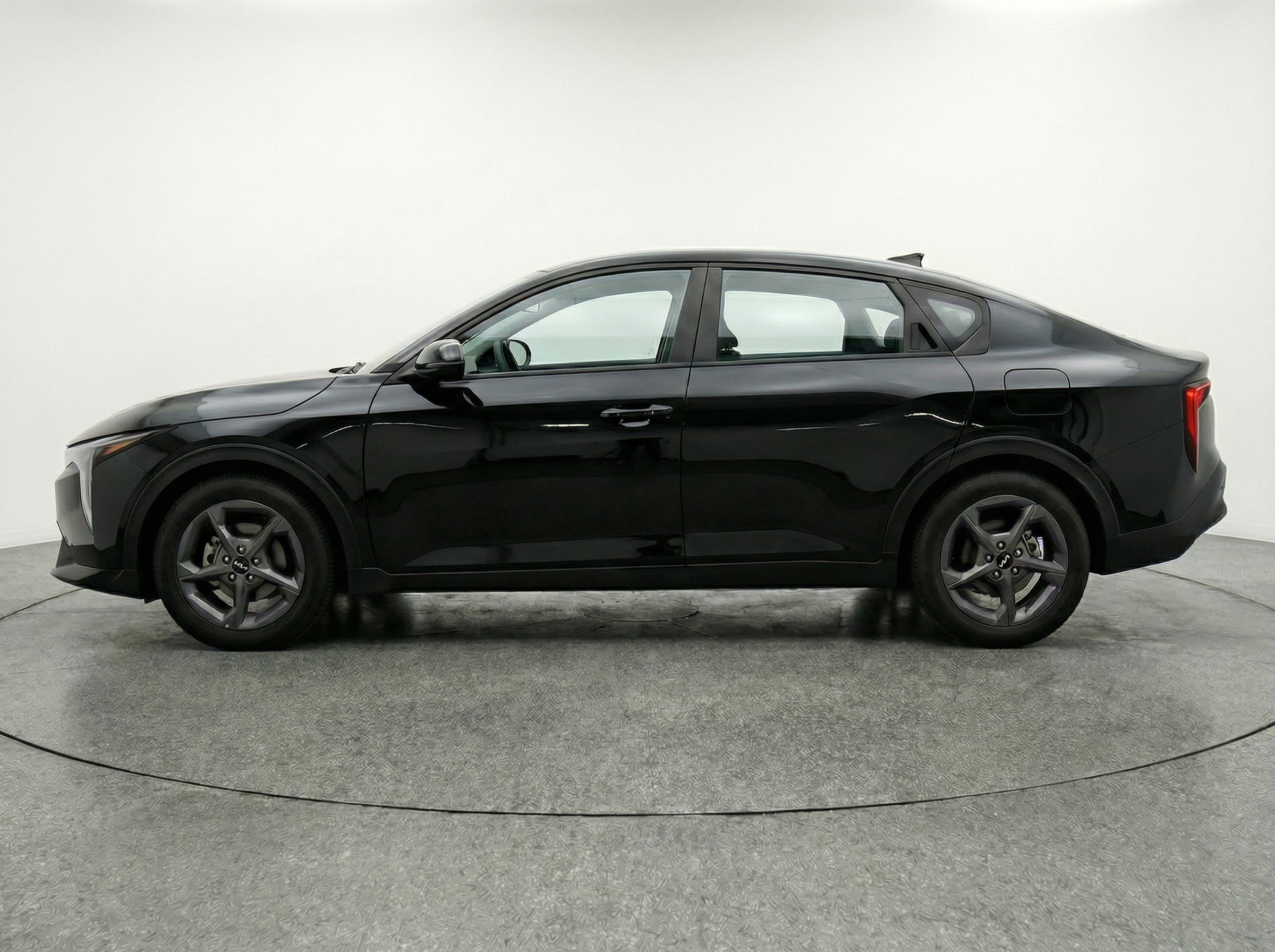 Thumbnail: 2025 Kia K4 - 5