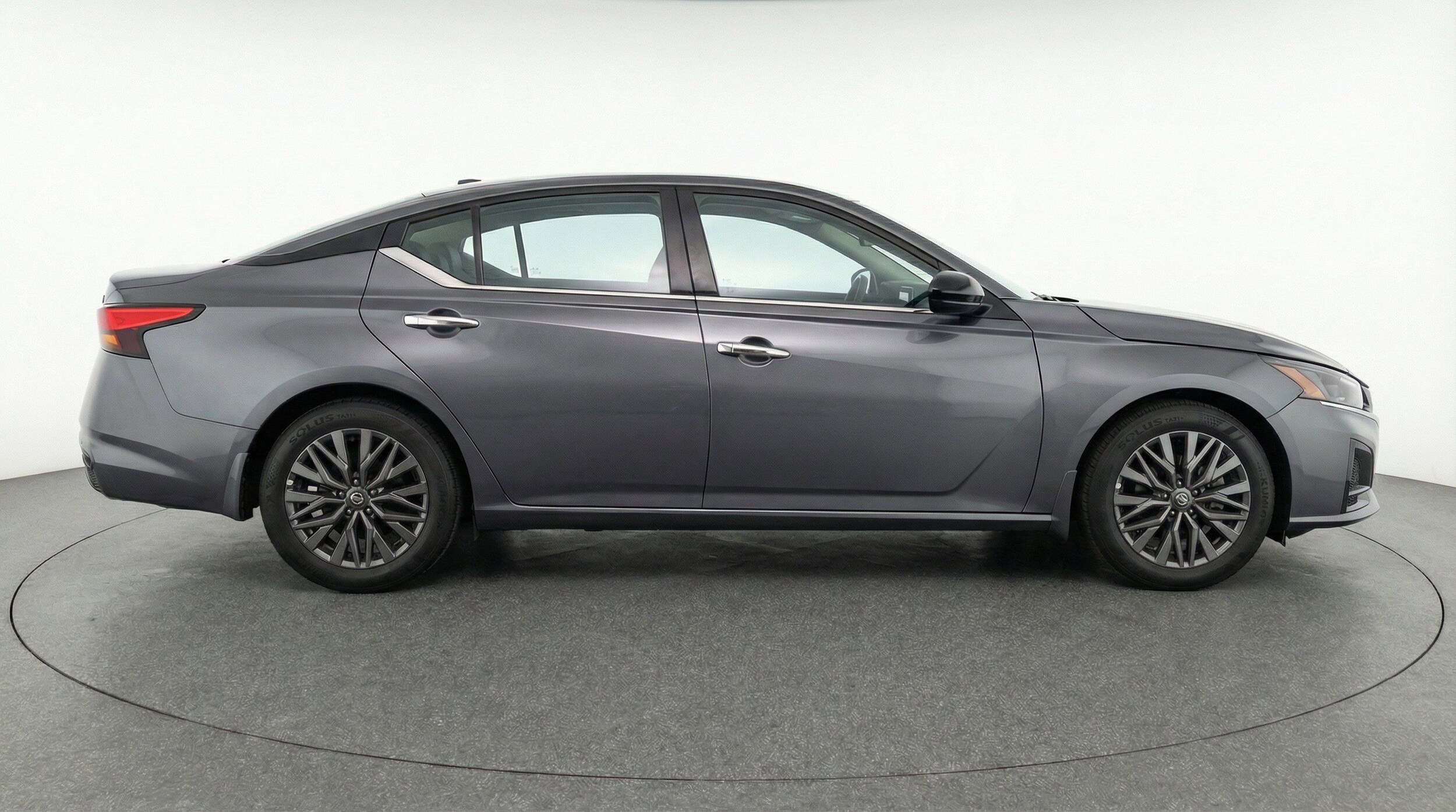 Thumbnail: 2025 Nissan Altima - 11