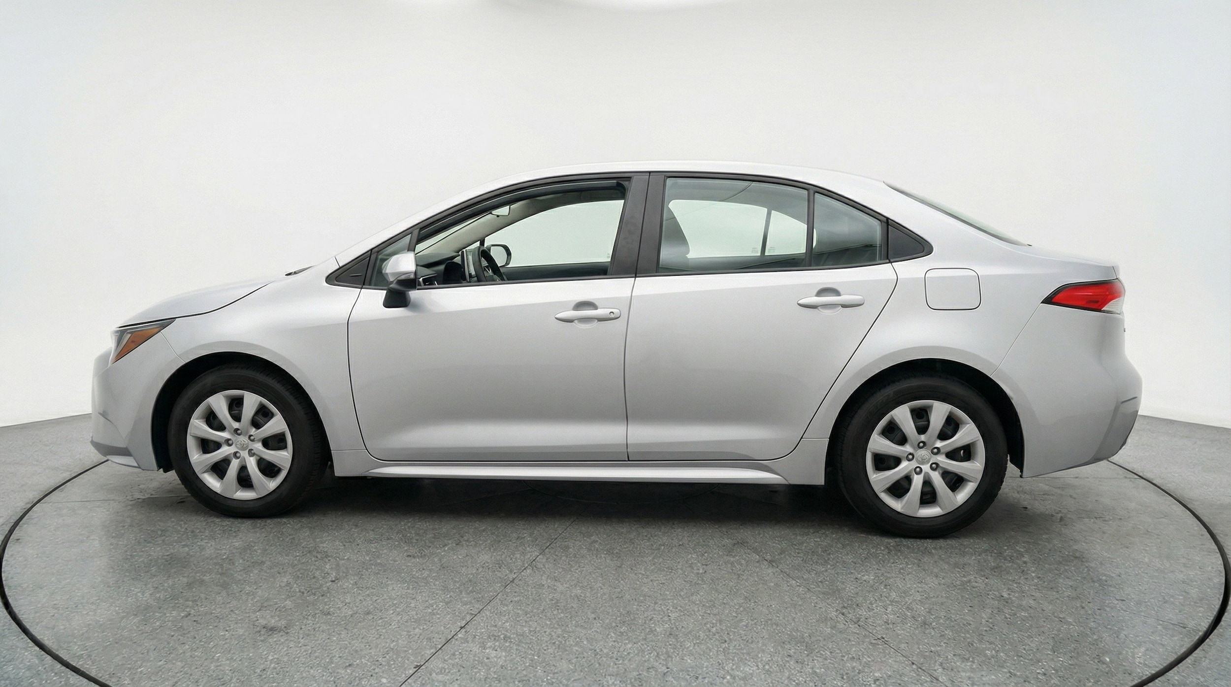 Thumbnail: 2025 Toyota Corolla - 5