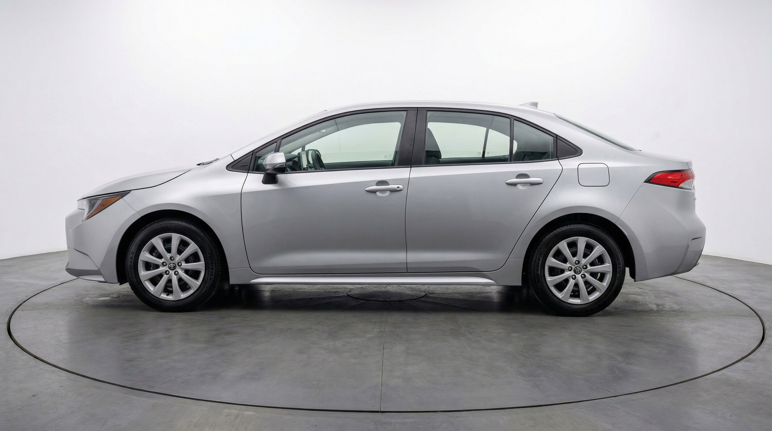 Thumbnail: 2025 Toyota Corolla - 5