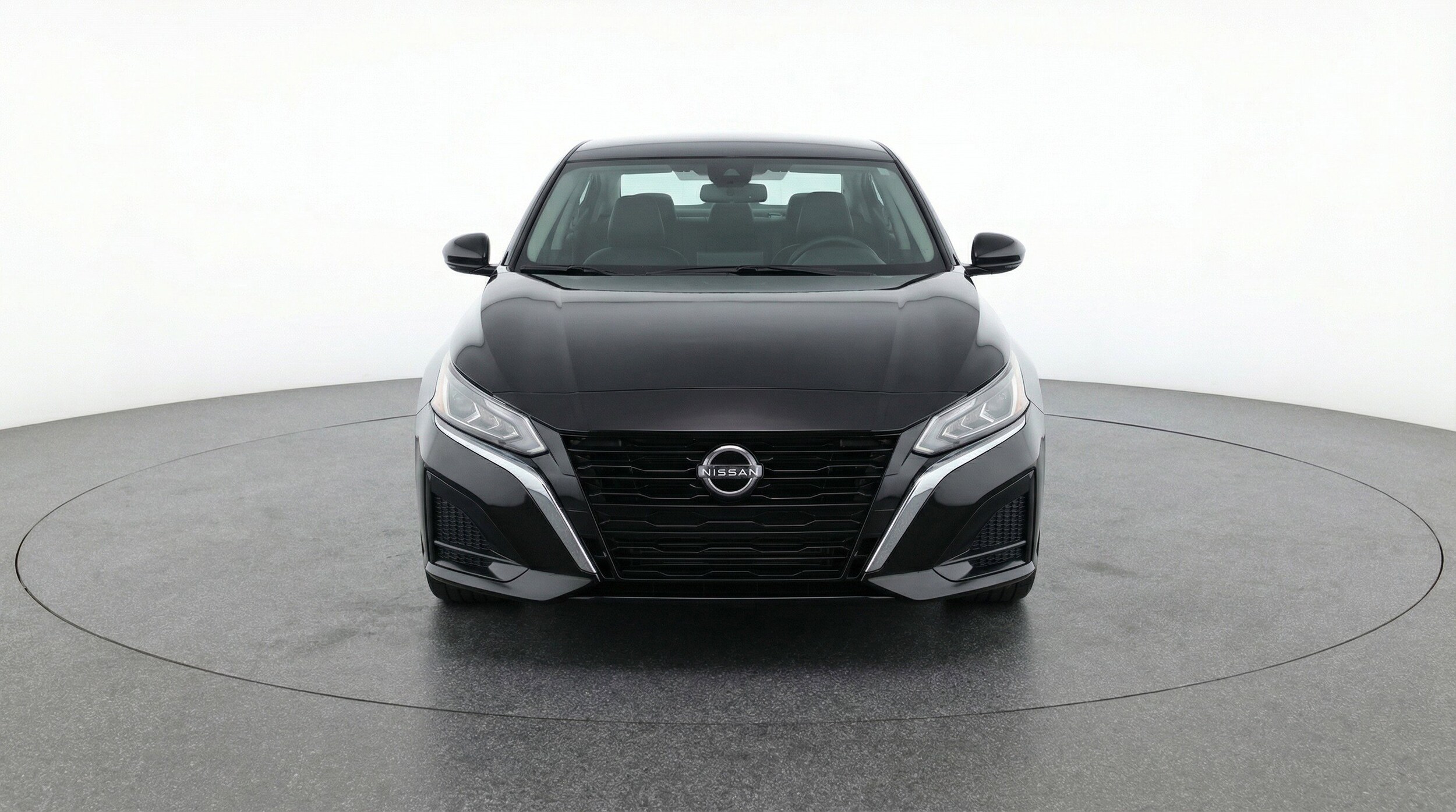 Thumbnail: 2025 Nissan Altima - 2