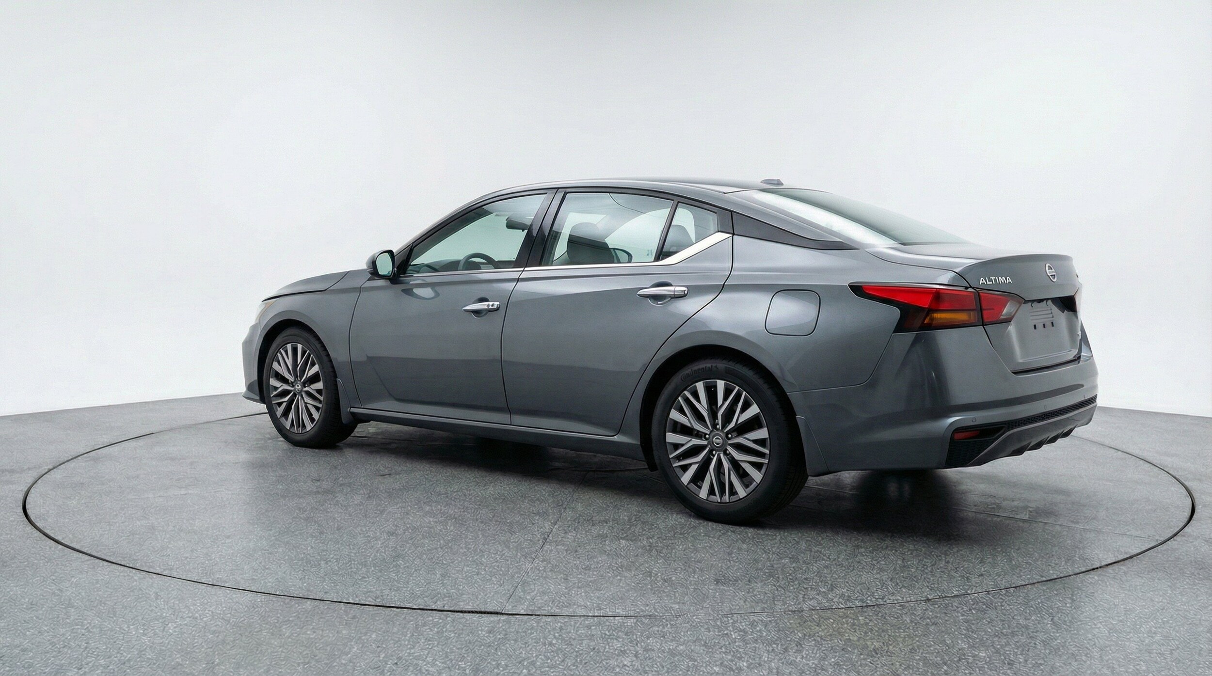 Thumbnail: 2025 Nissan Altima - 6
