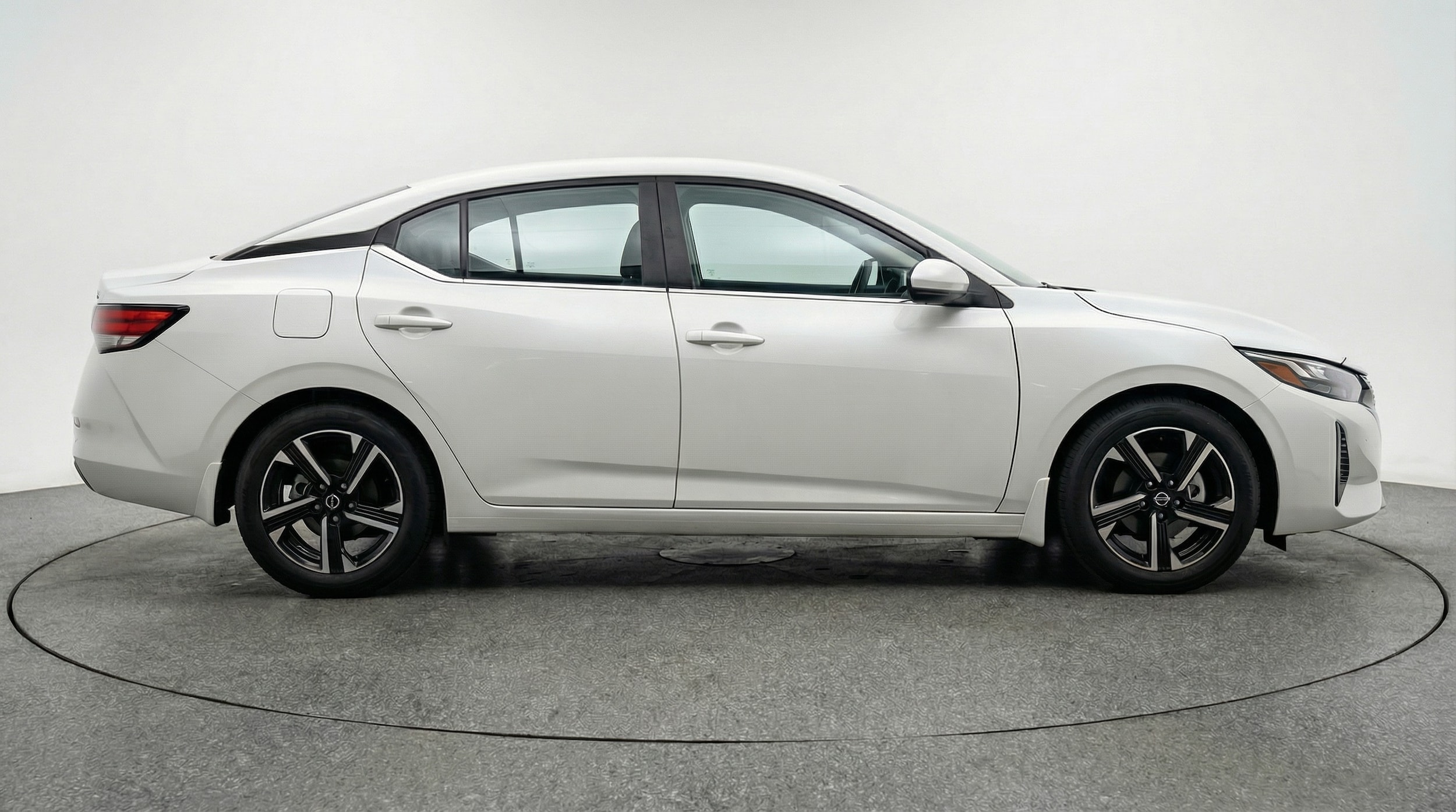 Thumbnail: 2025 Nissan Sentra - 8