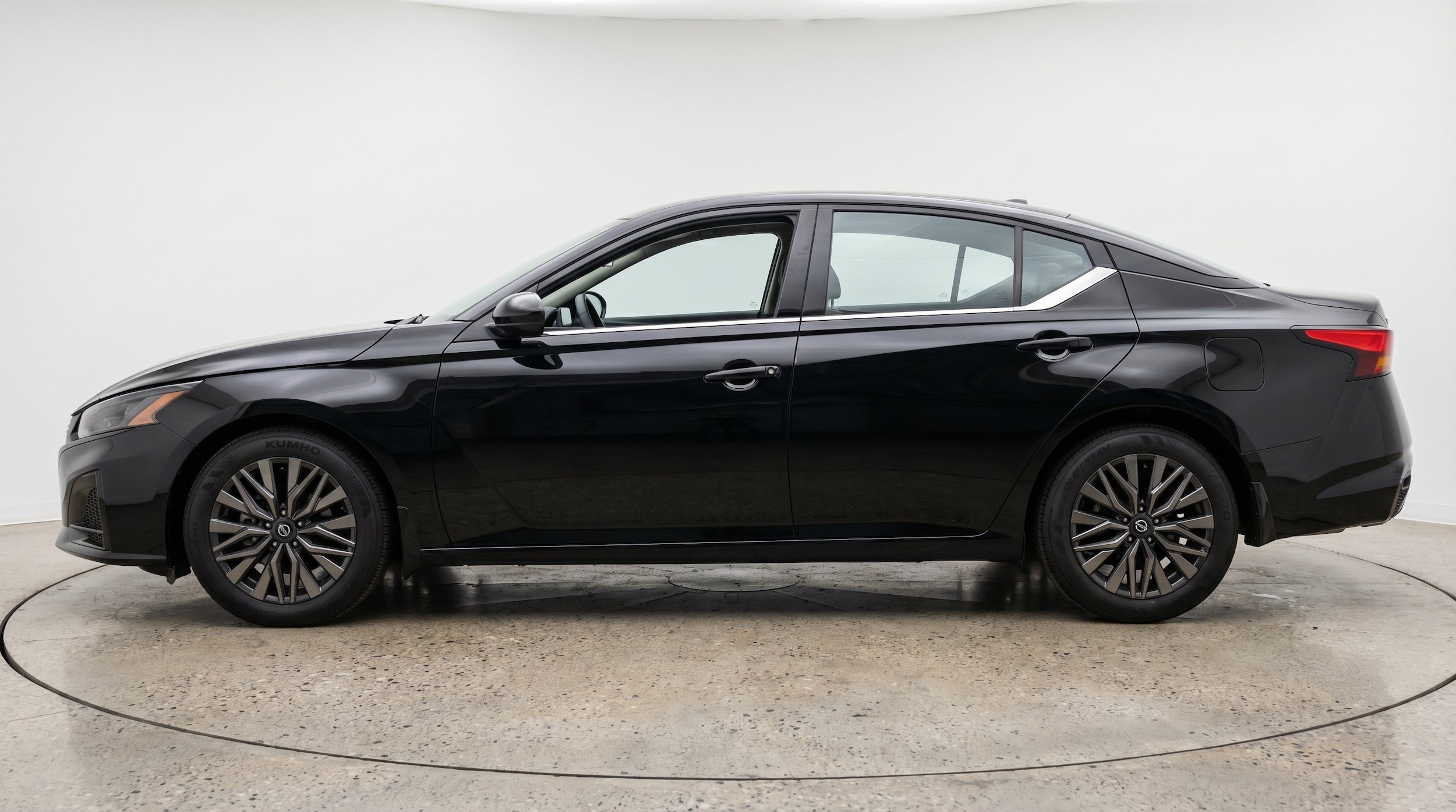 Thumbnail: 2026 Nissan Altima - 5