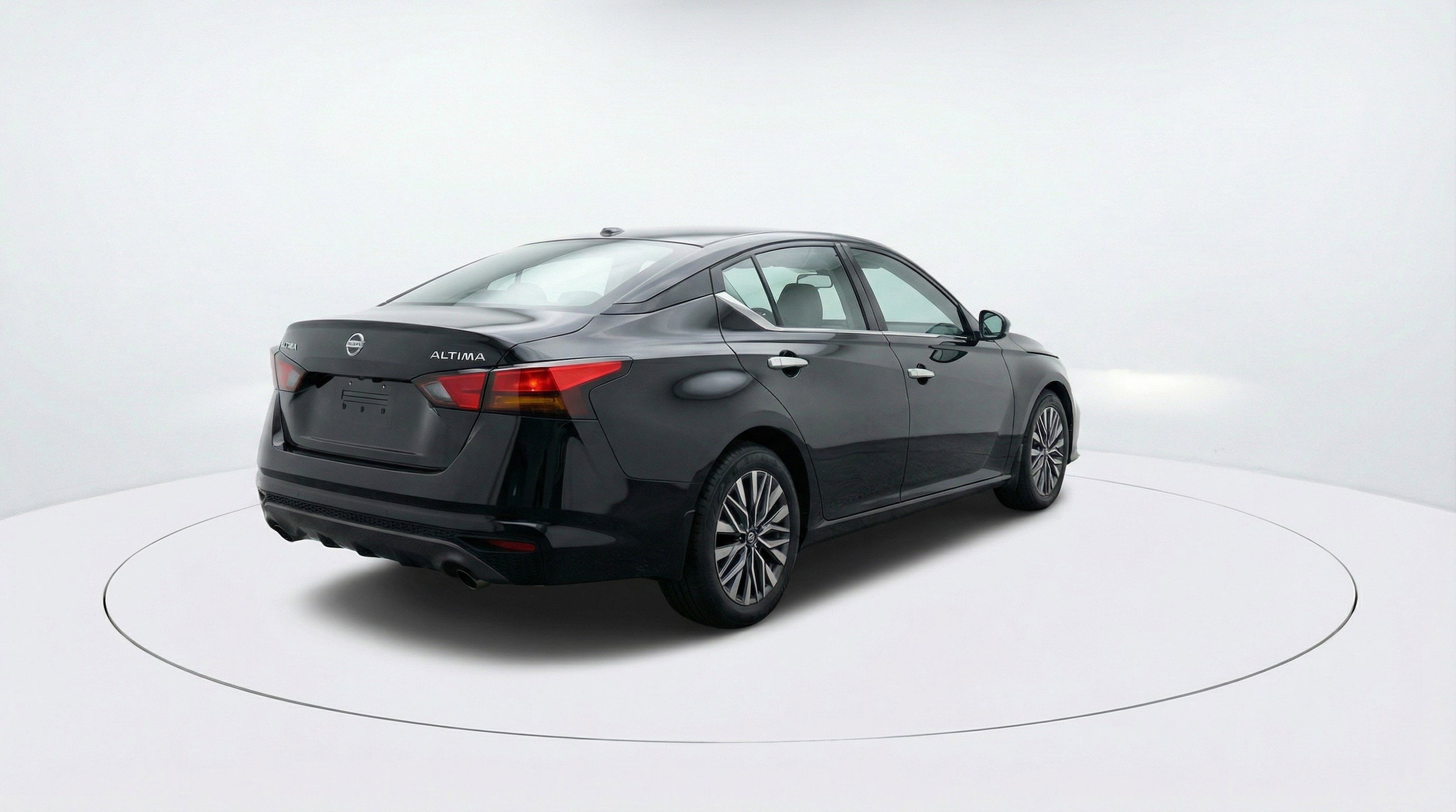 Thumbnail: 2025 Nissan Altima - 9