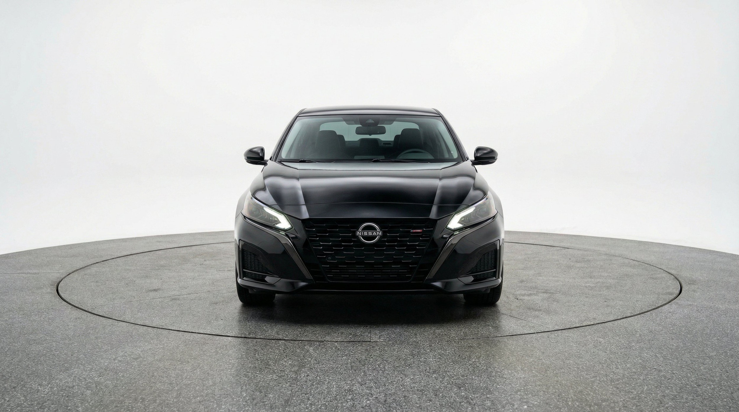 Thumbnail: 2025 Nissan Altima - 2