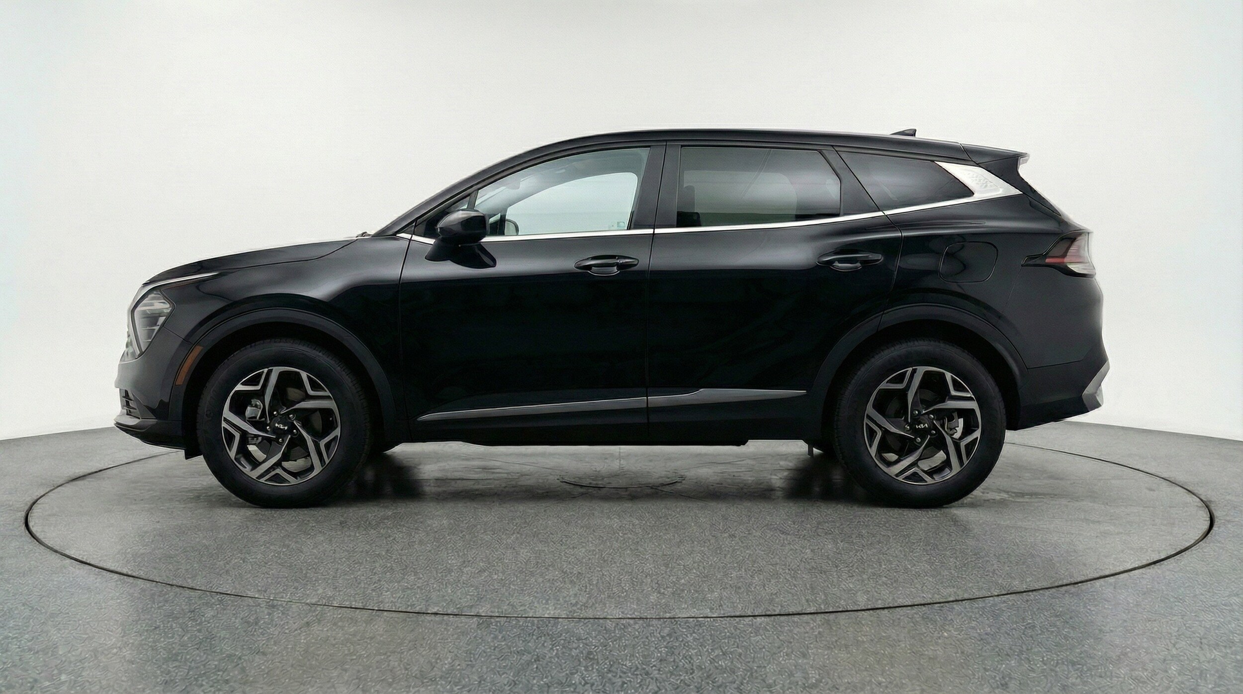 Thumbnail: 2025 Kia Sportage - 5