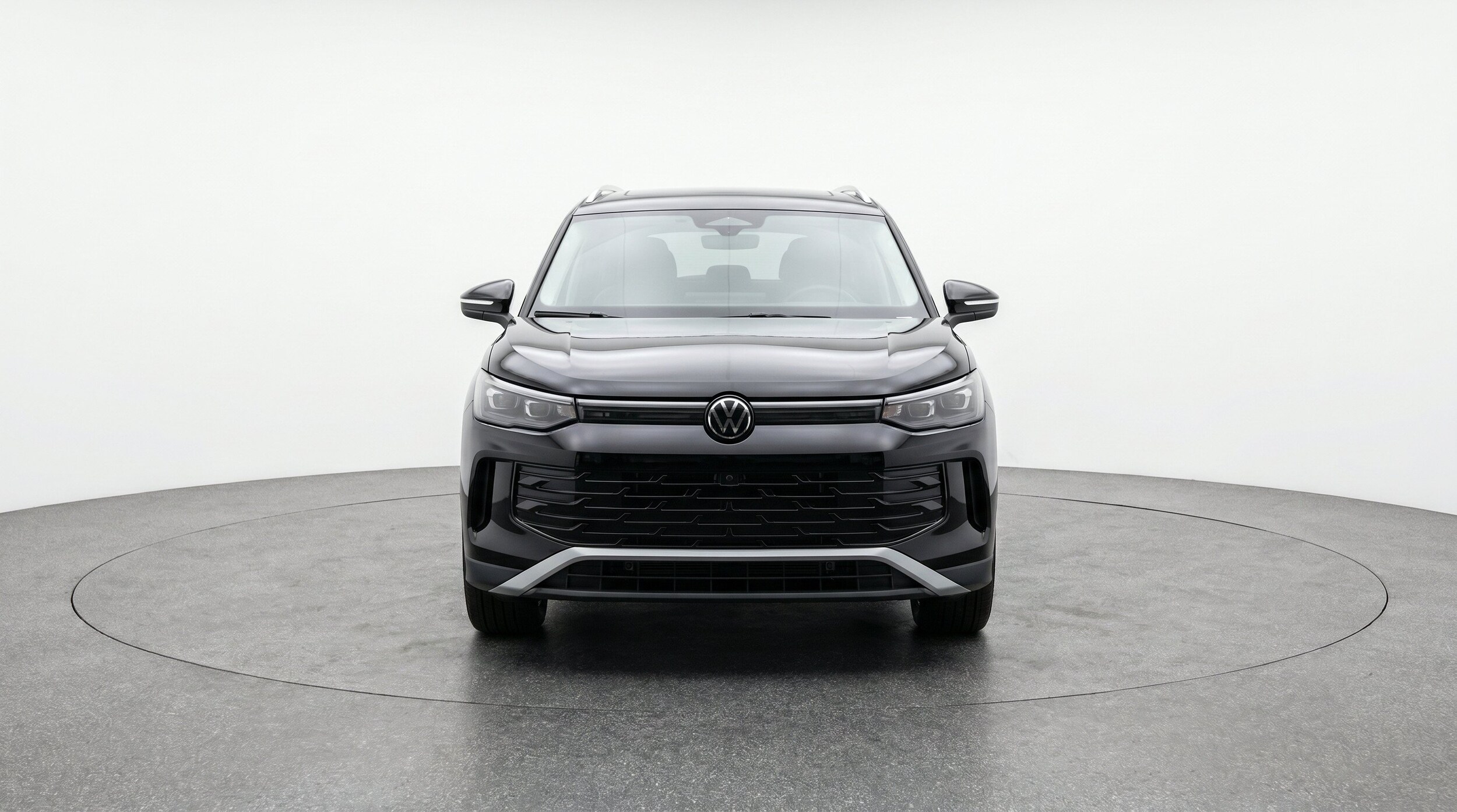 Thumbnail: 2026 Volkswagen Tiguan - 2
