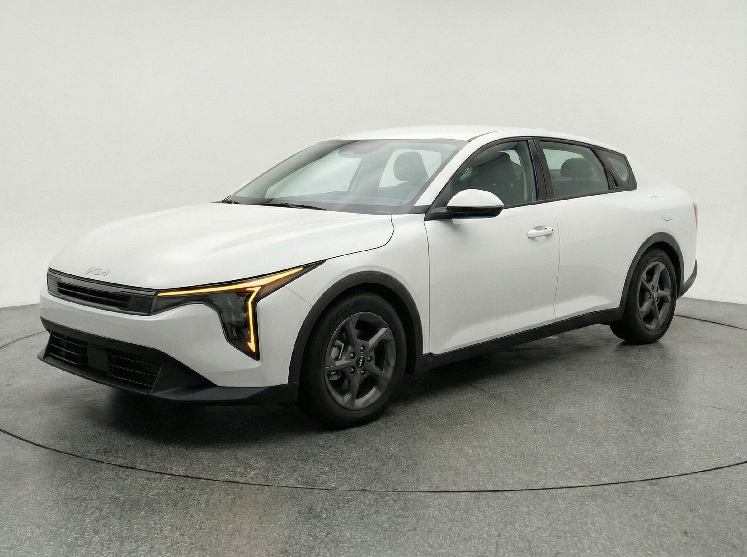 Thumbnail: 2025 Kia K4 - 3