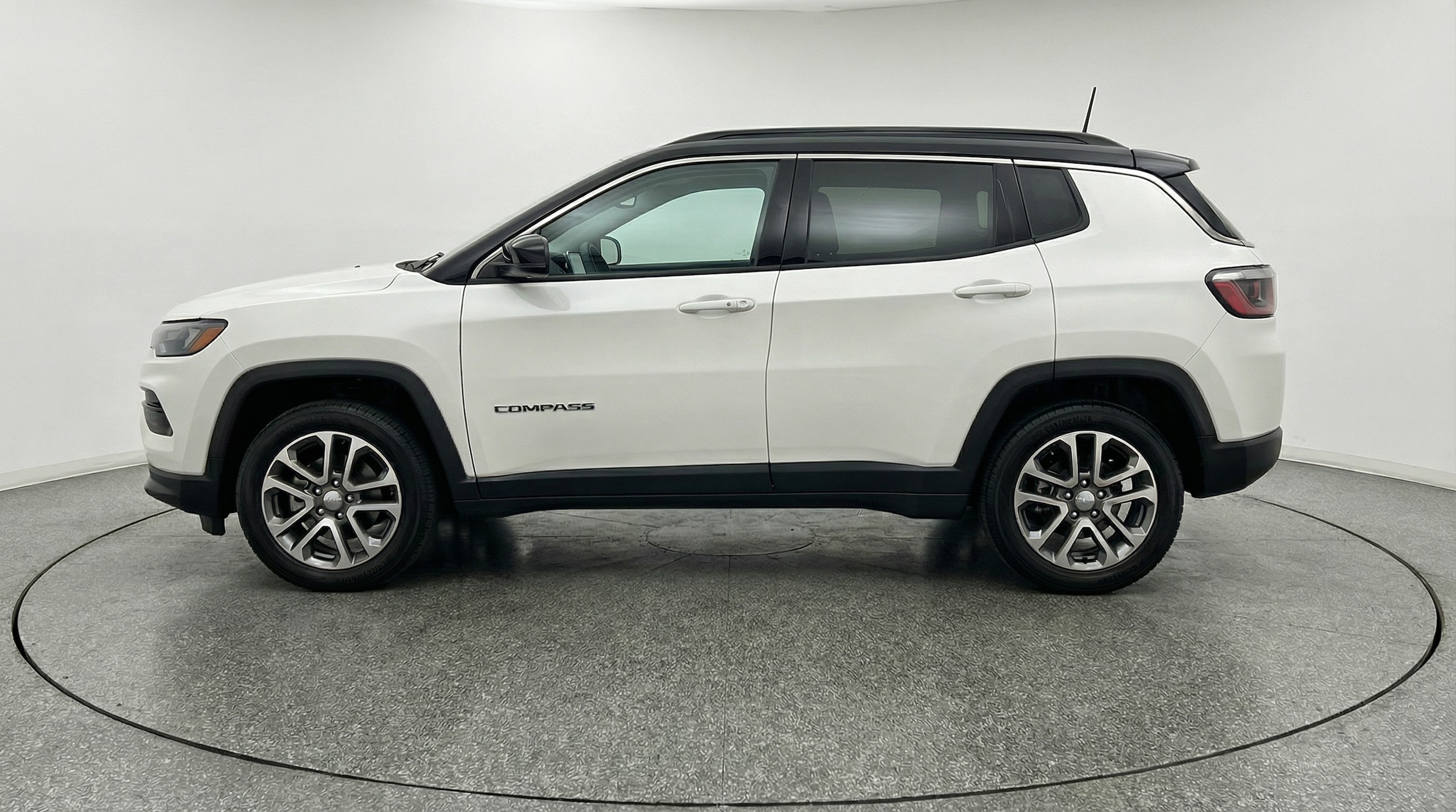 Thumbnail: 2025 Jeep Compass - 4