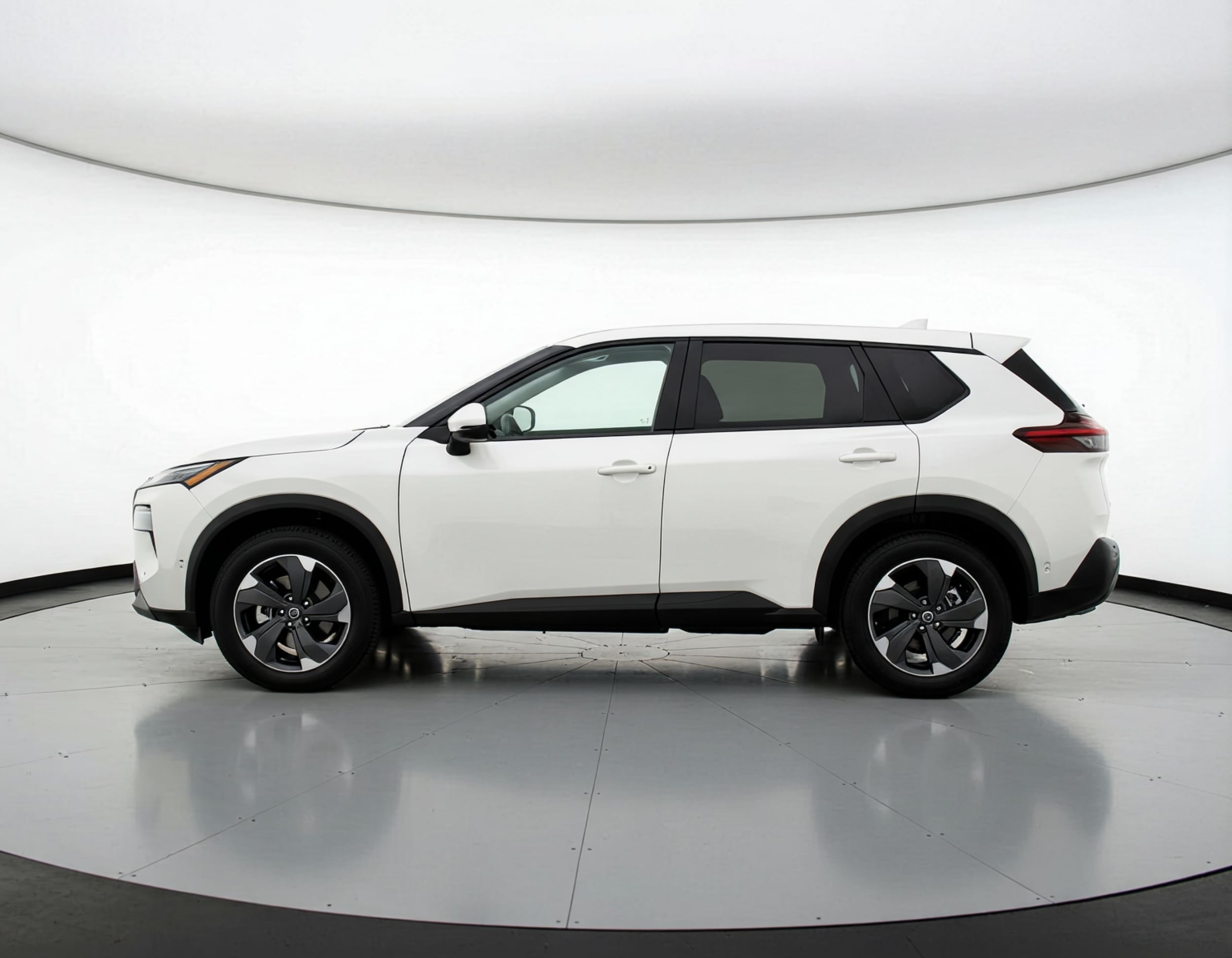 Thumbnail: 2025 Nissan Rogue - 4