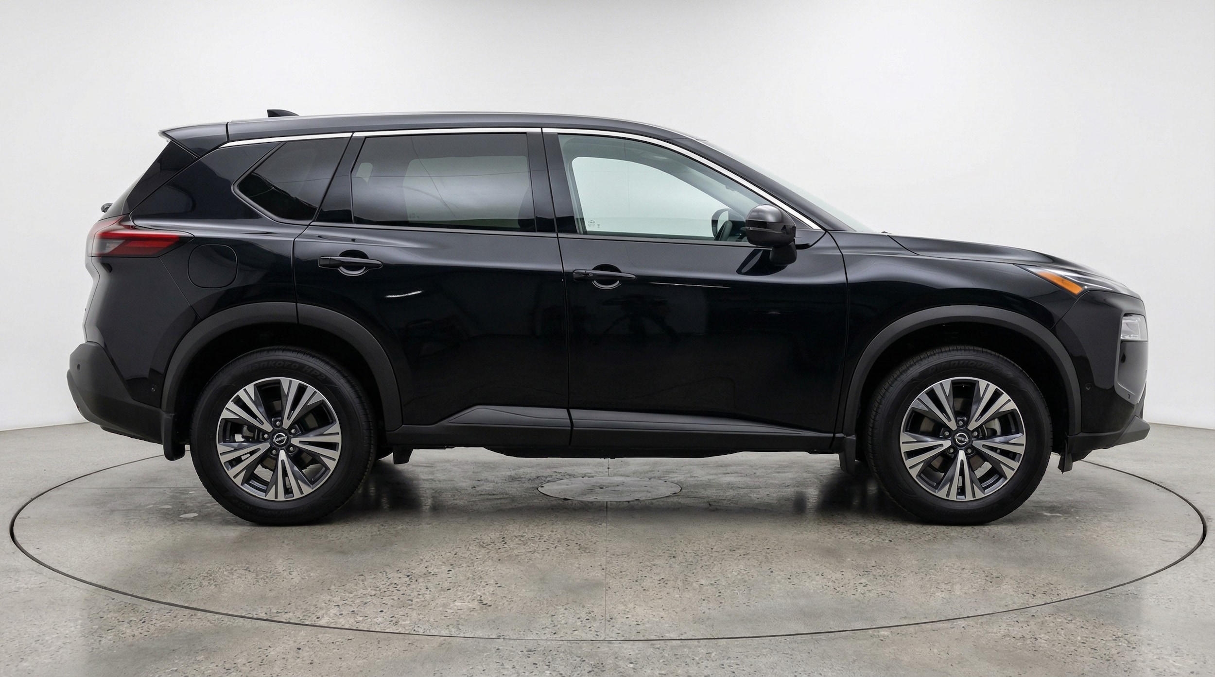 Thumbnail: 2025 Nissan Rogue - 8