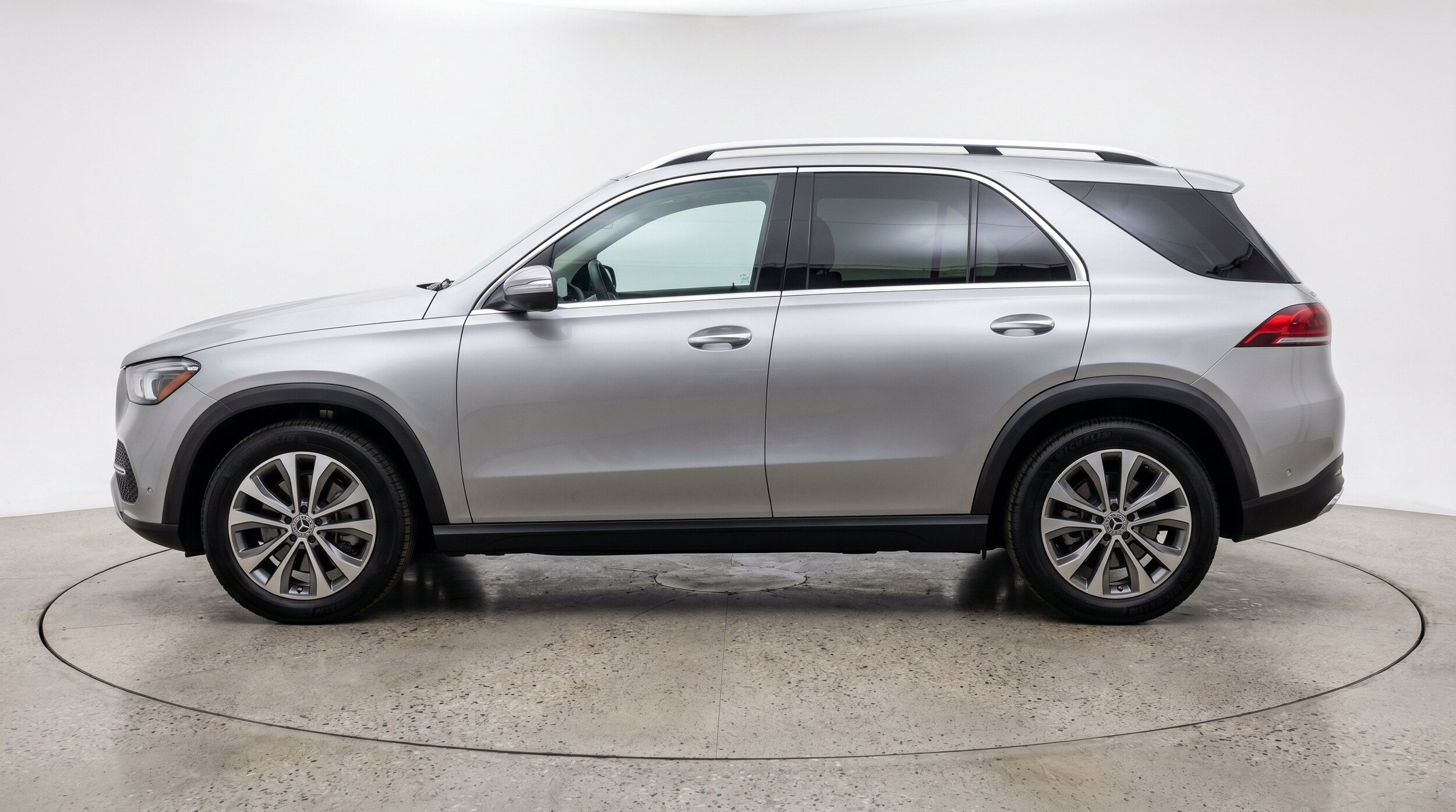 Thumbnail: 2026 Mercedes-Benz GLE - 5