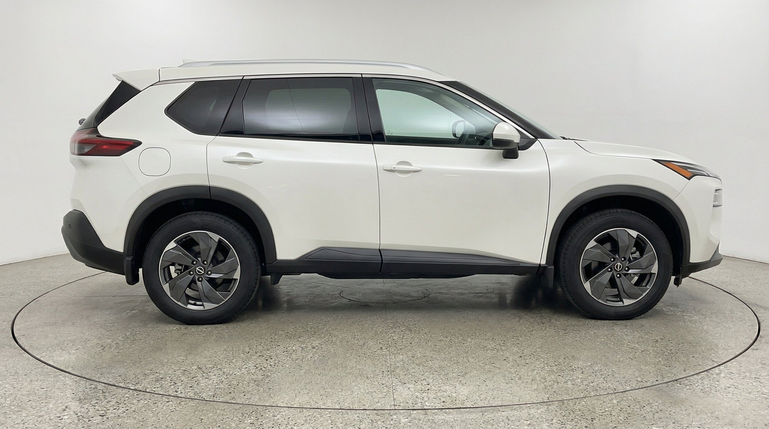 Thumbnail: 2025 Nissan Rogue - 11