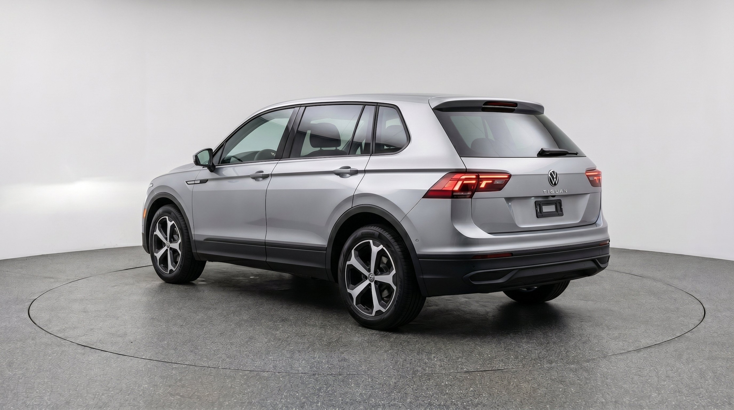 Thumbnail: 2026 Volkswagen Tiguan - 6
