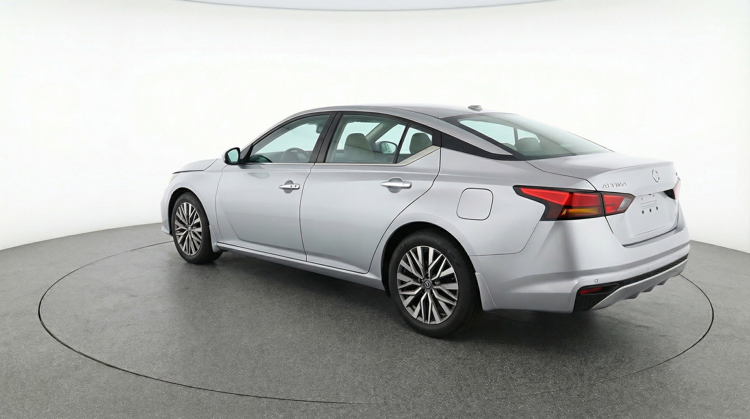 Thumbnail: 2025 Nissan Altima - 6