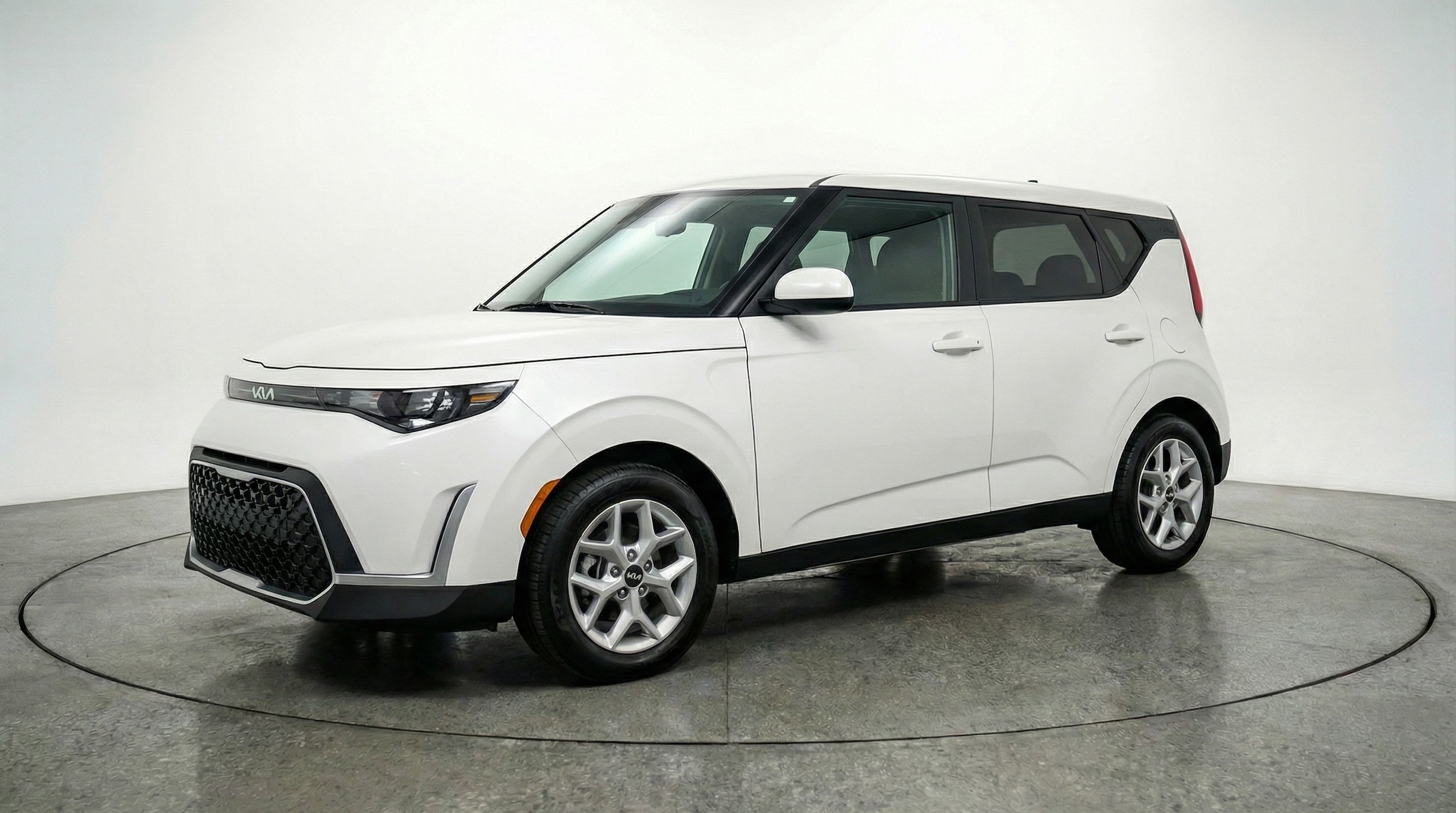 Thumbnail: 2025 Kia Soul - 3