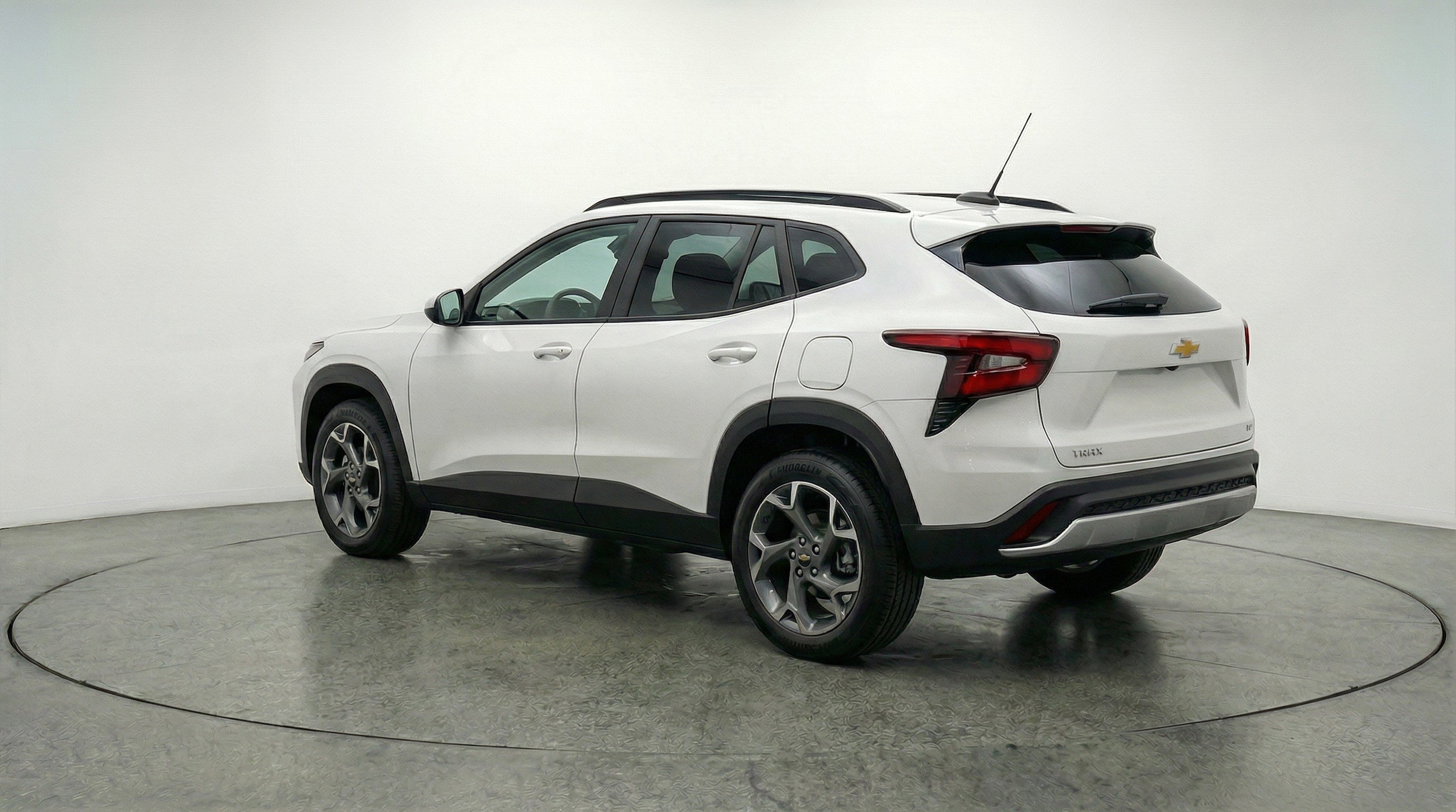 Thumbnail: 2025 Chevrolet Trax - 6