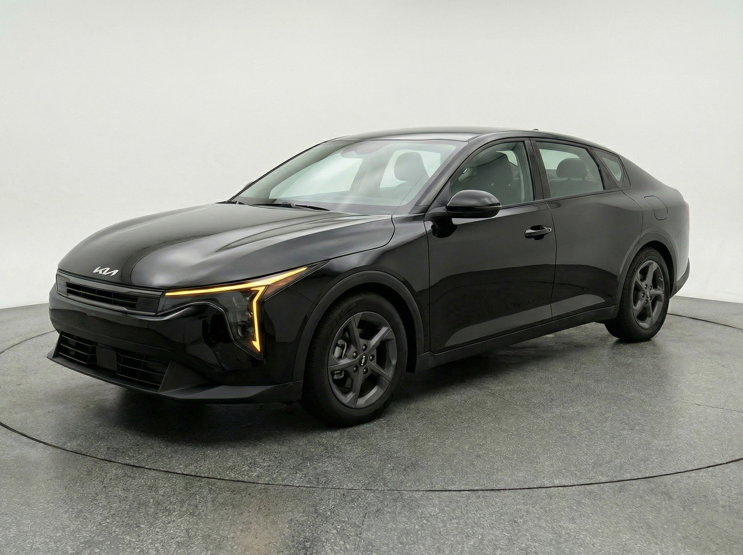 Thumbnail: 2025 Kia K4 - 3