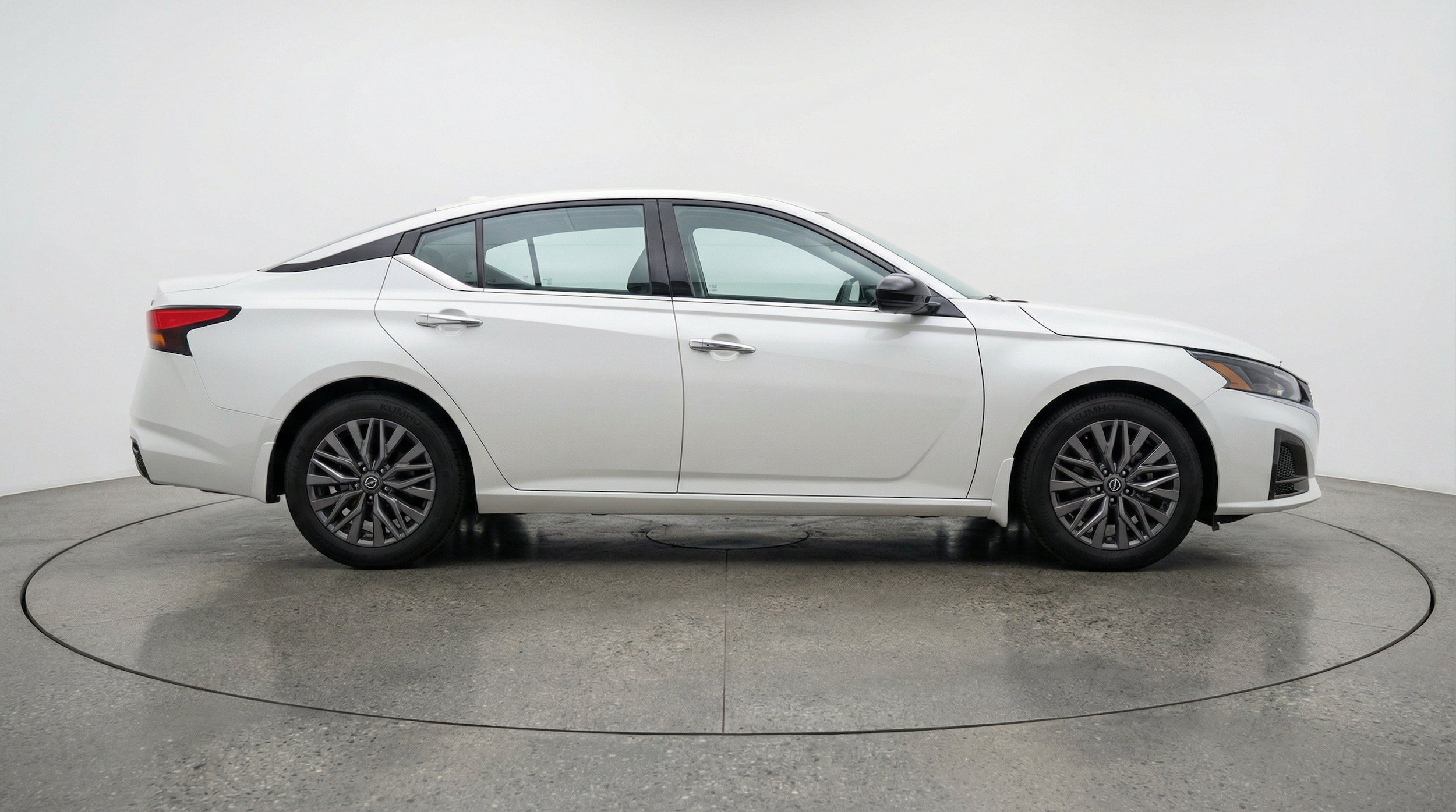 Thumbnail: 2025 Nissan Altima - 11