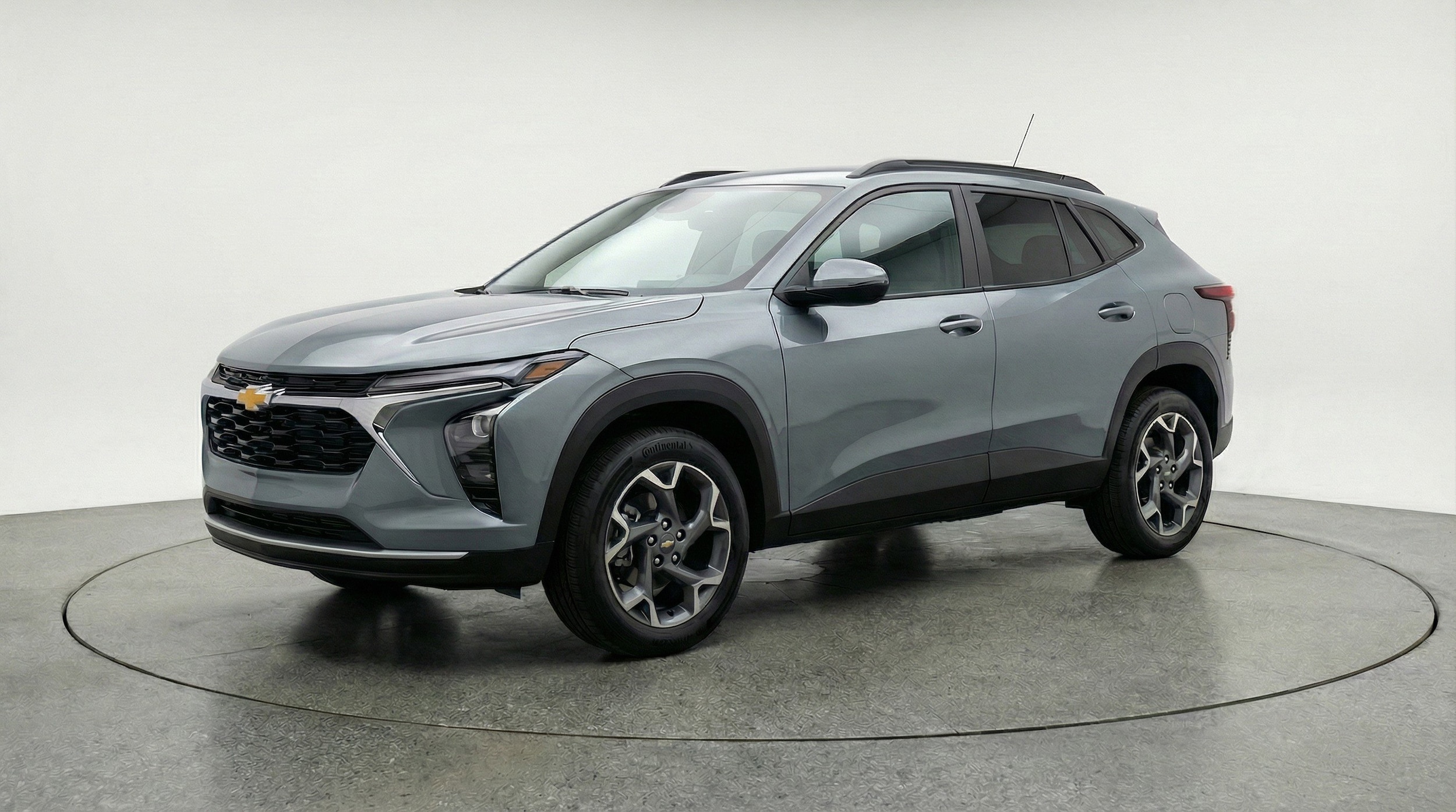 Thumbnail: 2025 Chevrolet Trax - 3