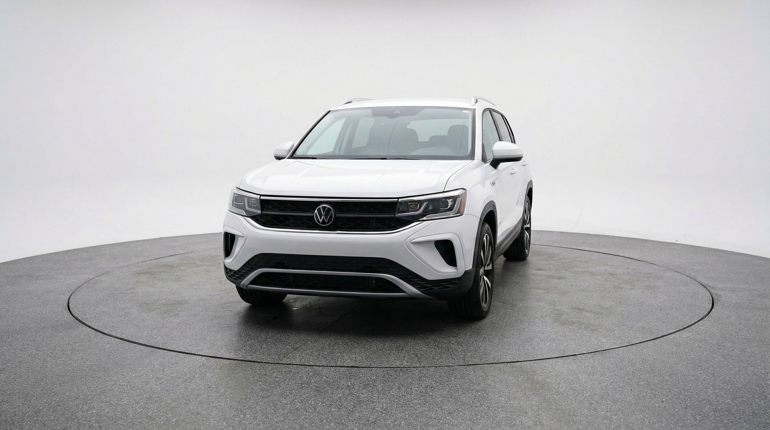 Thumbnail: 2025 Volkswagen Taos - 2