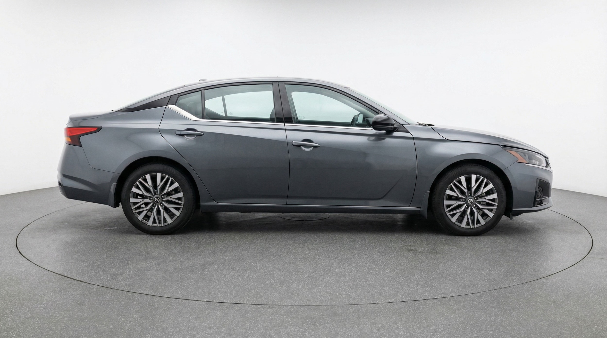 Thumbnail: 2025 Nissan Altima - 8