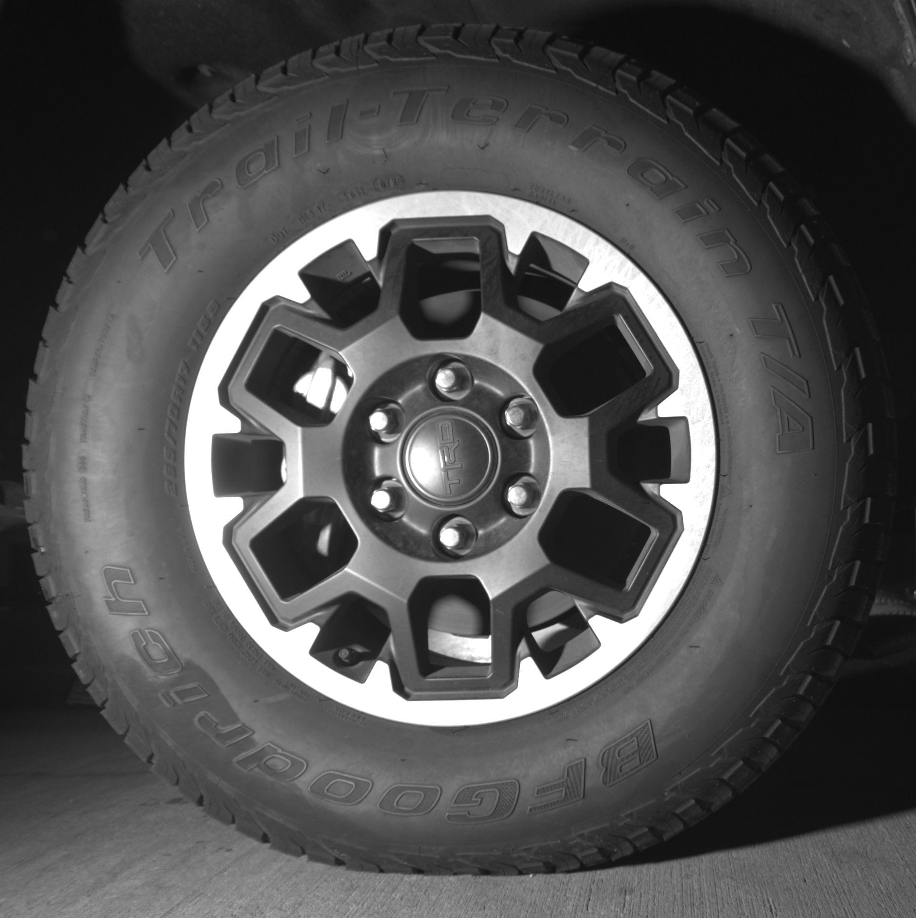 Thumbnail: 2025 Toyota Tacoma - 10