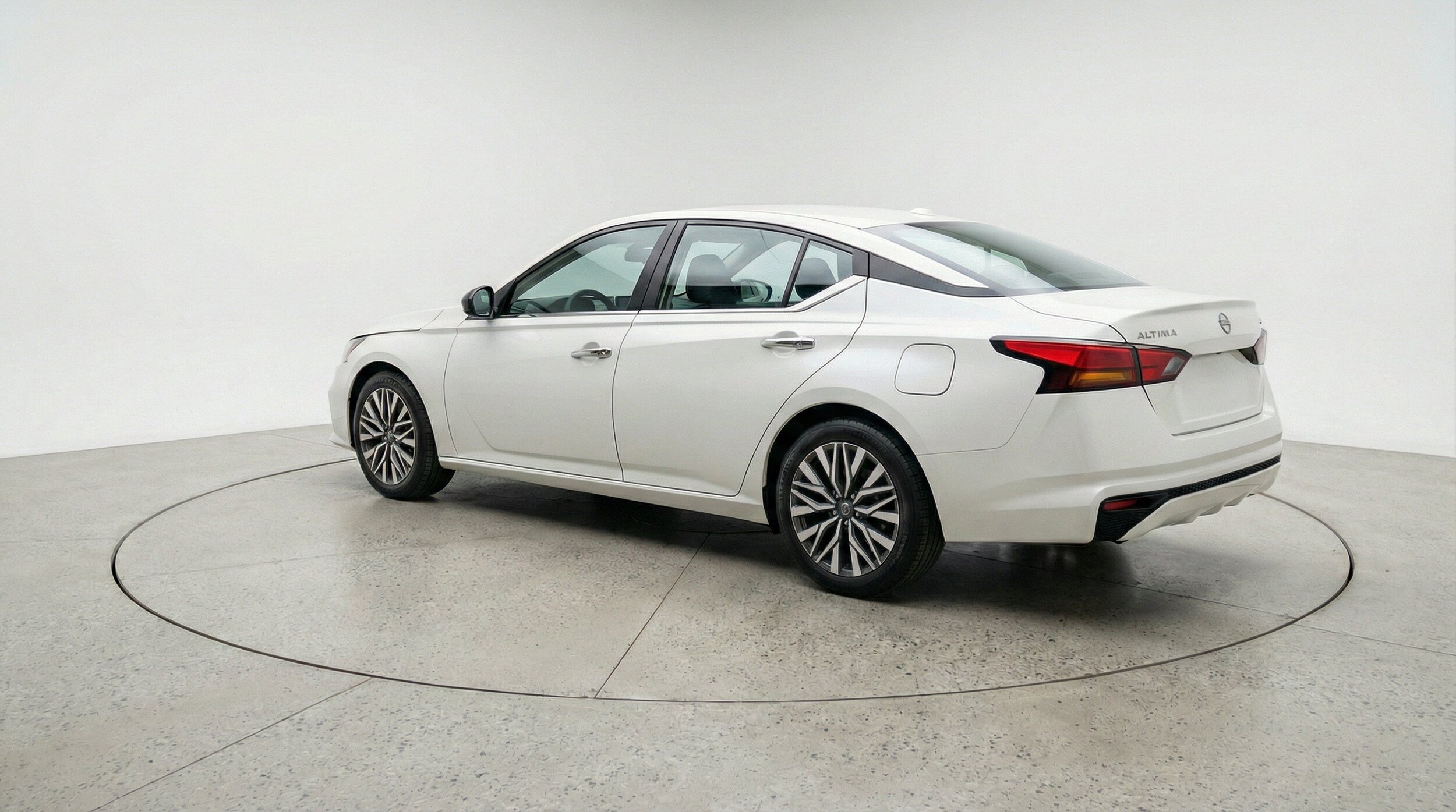 Thumbnail: 2025 Nissan Altima - 6
