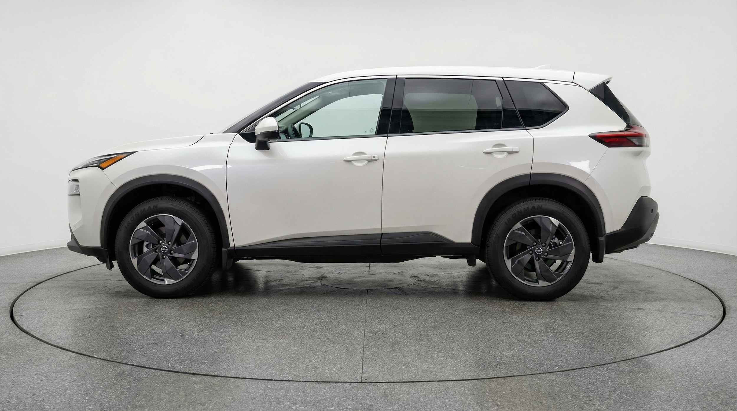 Thumbnail: 2025 Nissan Rogue - 4