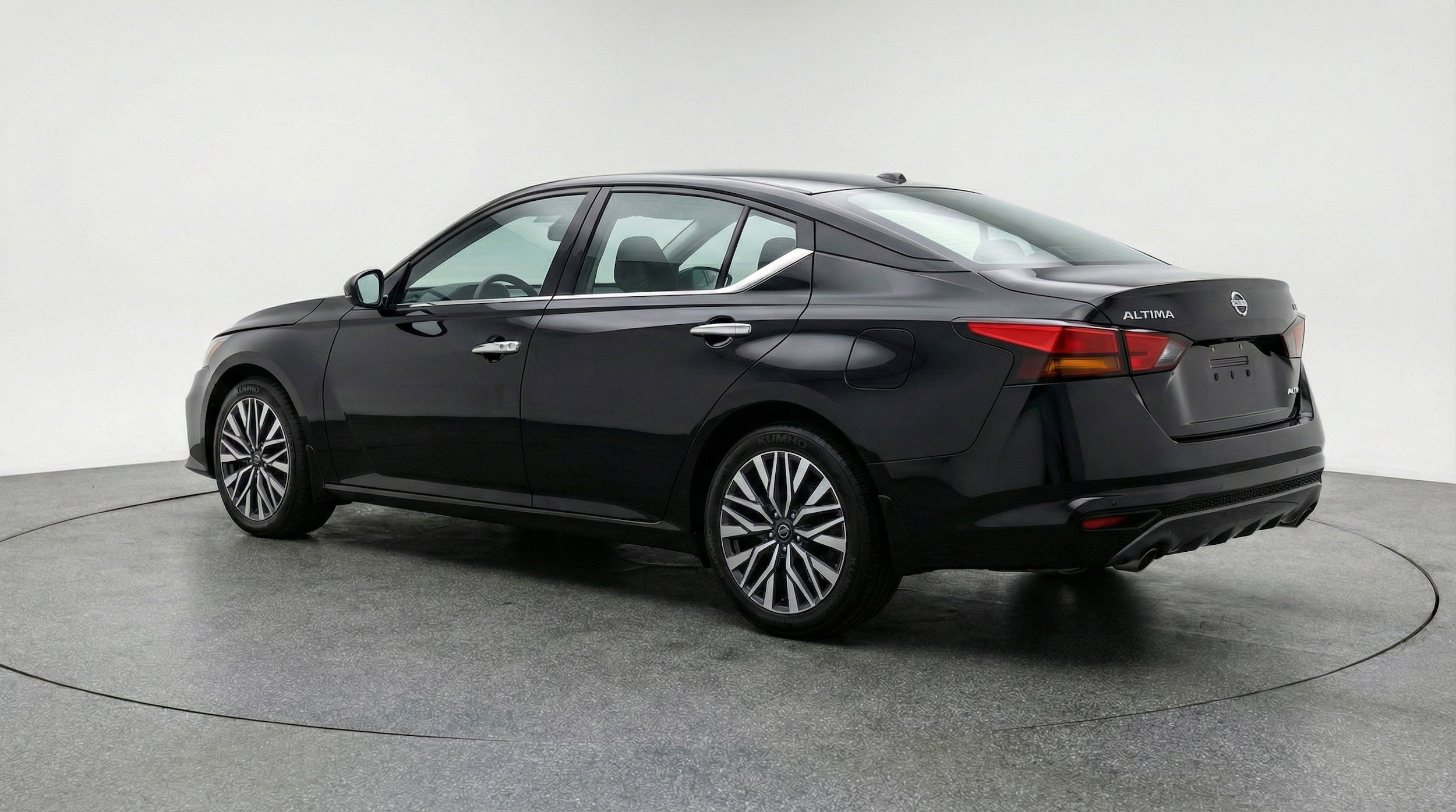 Thumbnail: 2025 Nissan Altima - 6