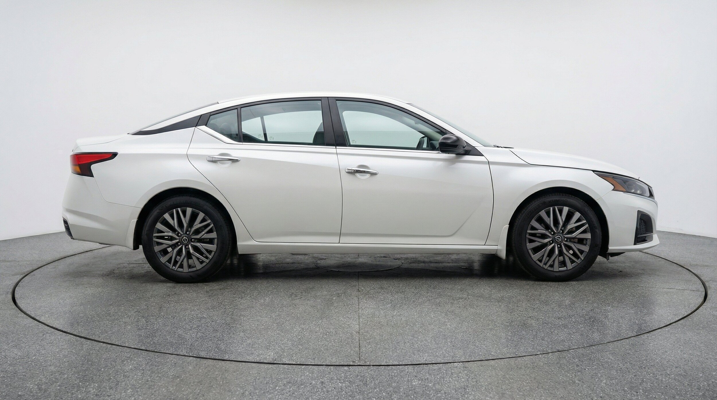 Thumbnail: 2025 Nissan Altima - 11