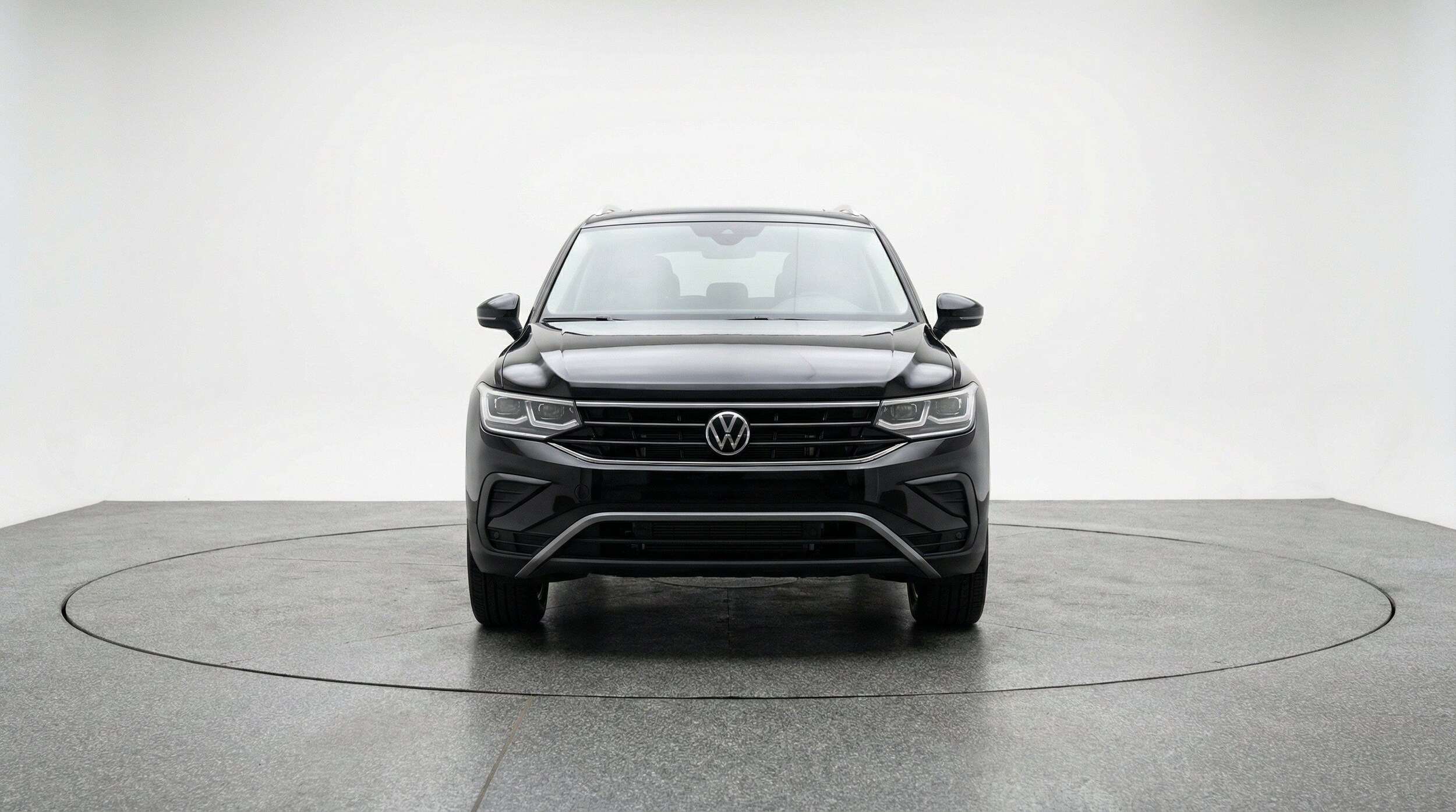 Thumbnail: 2026 Volkswagen Tiguan - 2