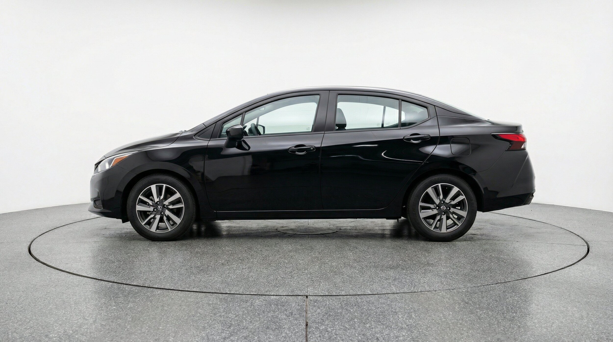 Thumbnail: 2025 Nissan Versa - 5