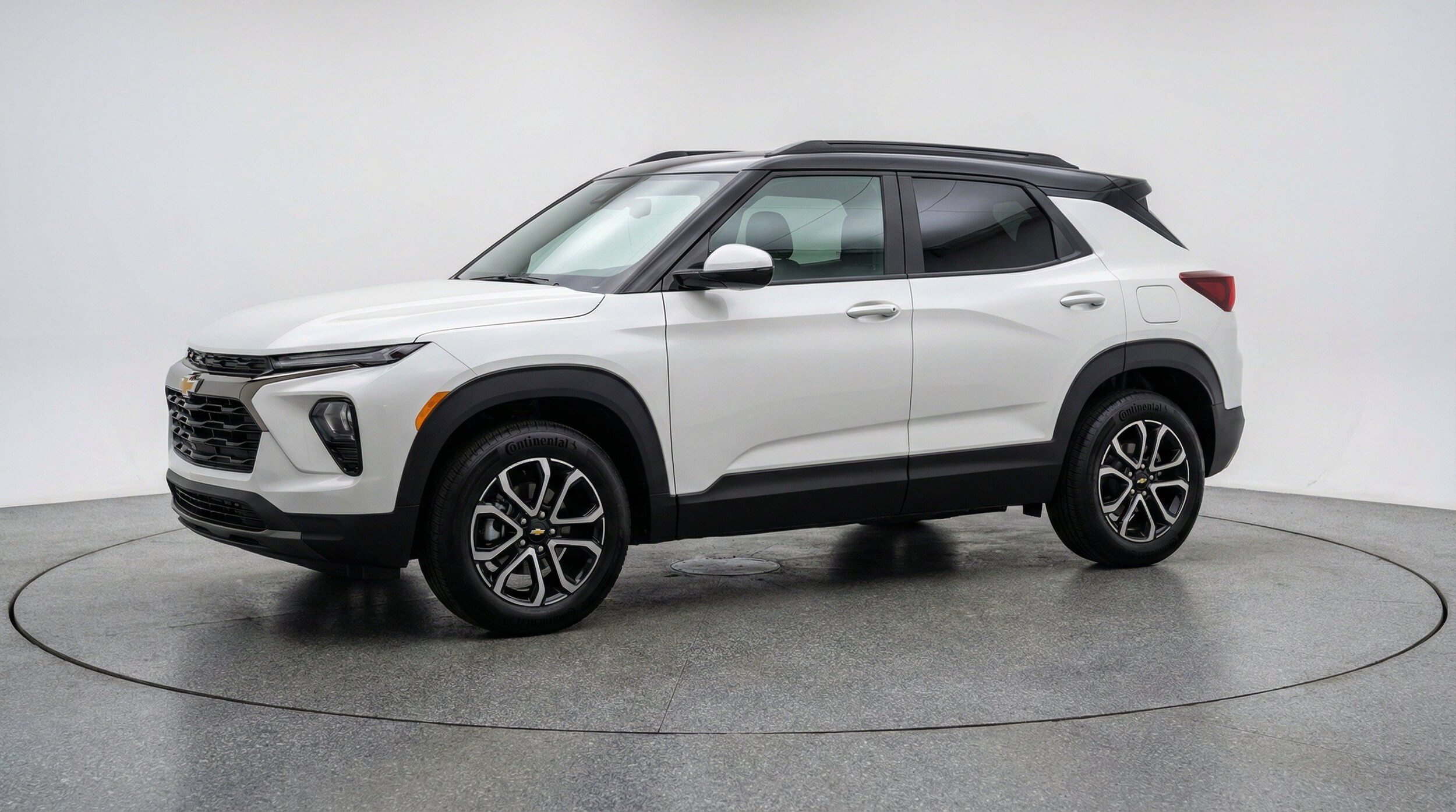 Thumbnail: 2025 Chevrolet TrailBlazer - 3