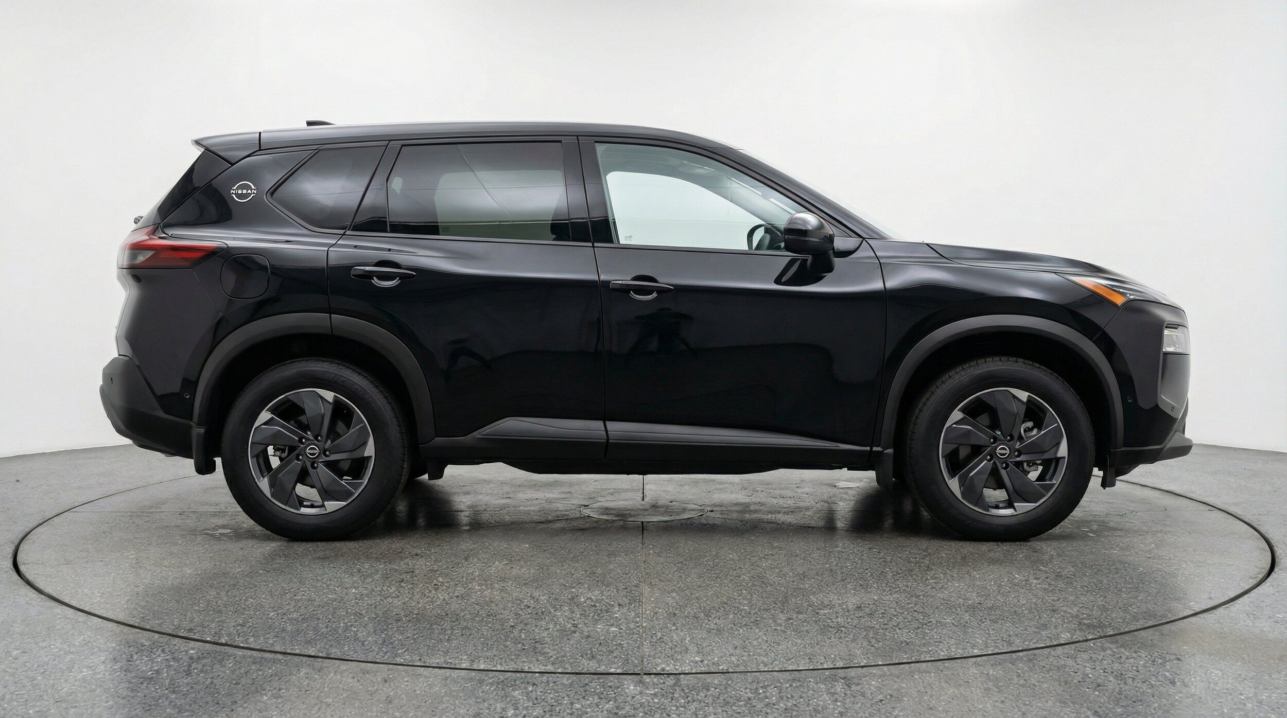 Thumbnail: 2025 Nissan Rogue - 10