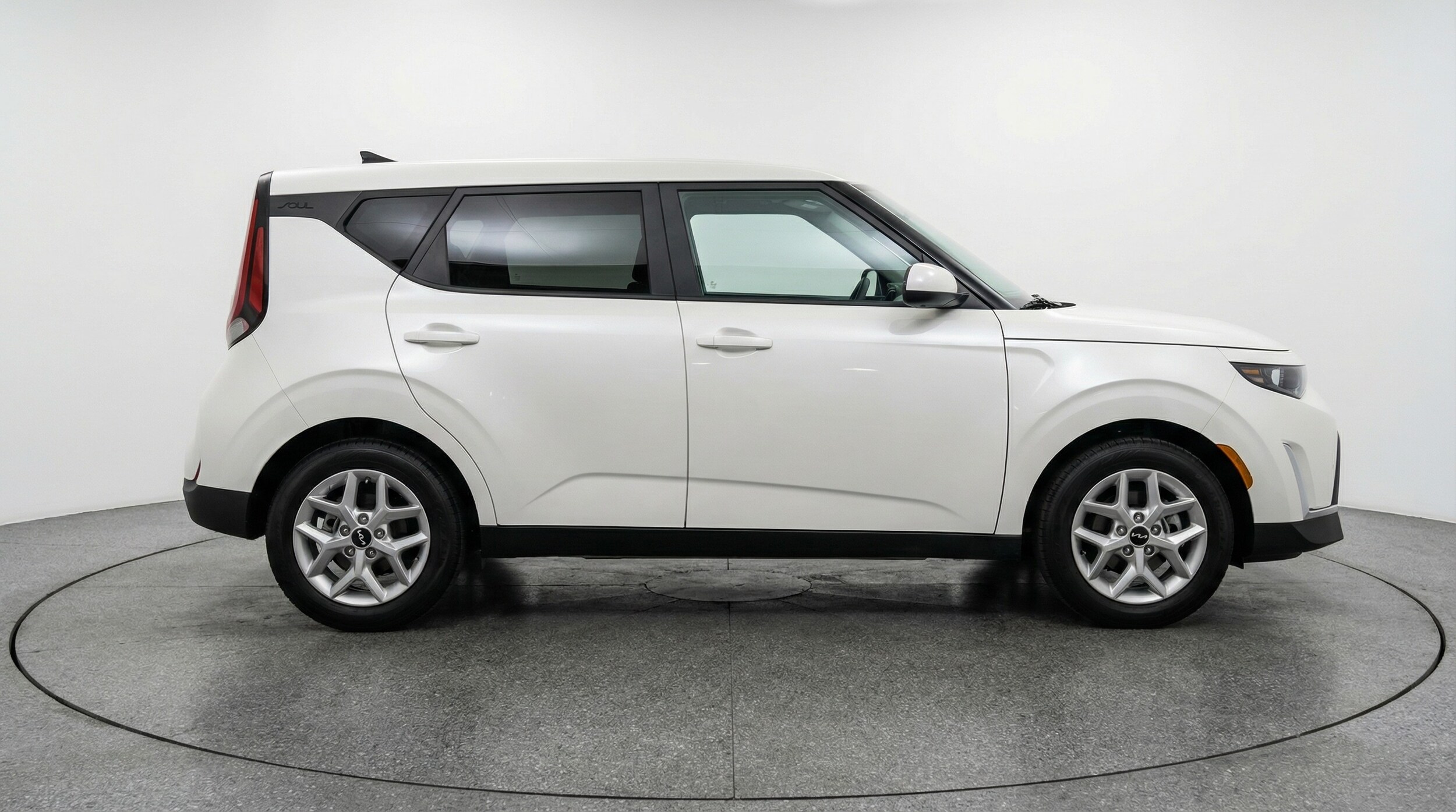 Thumbnail: 2025 Kia Soul - 8